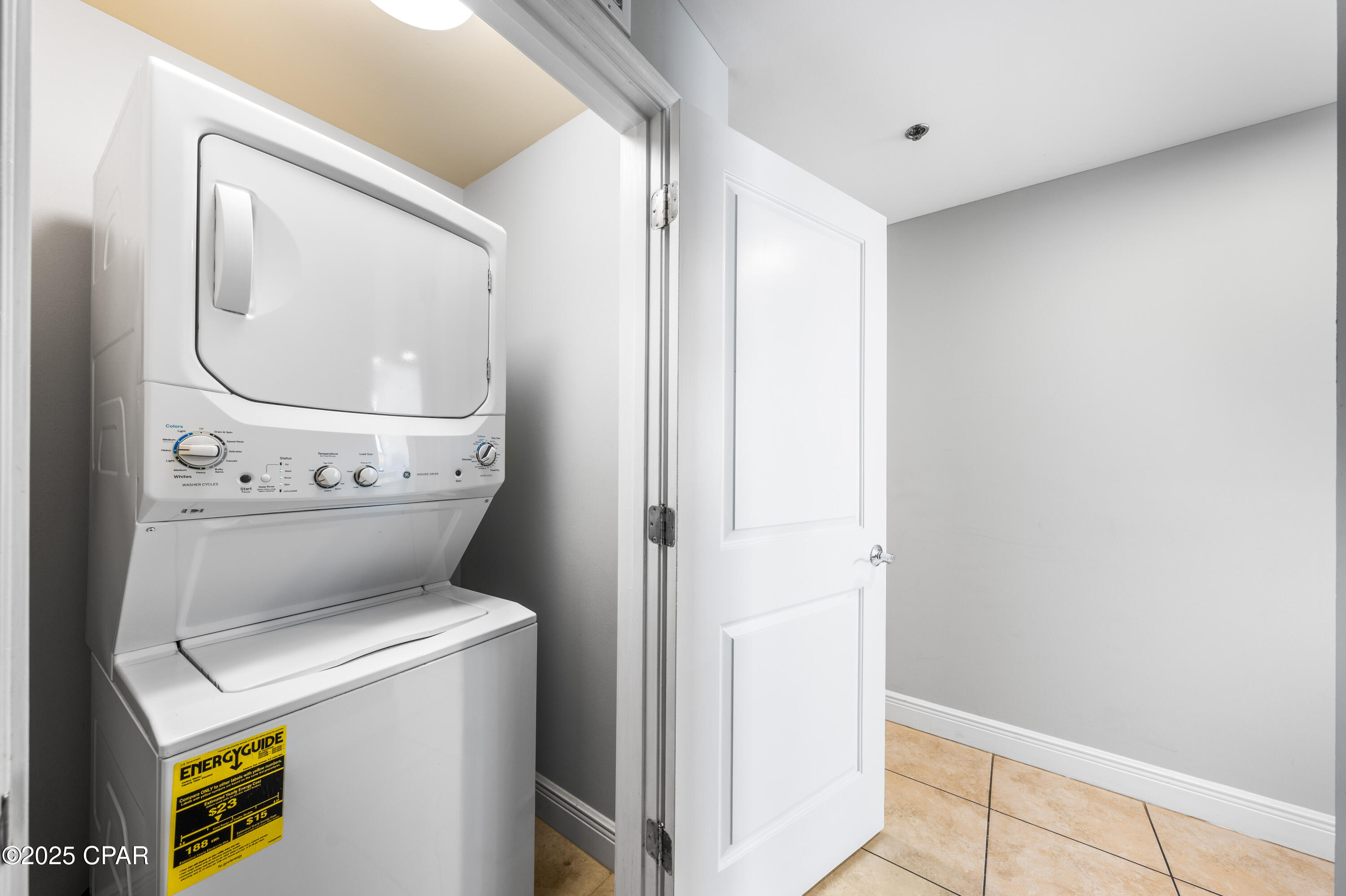 Sterling Breeze - Residential