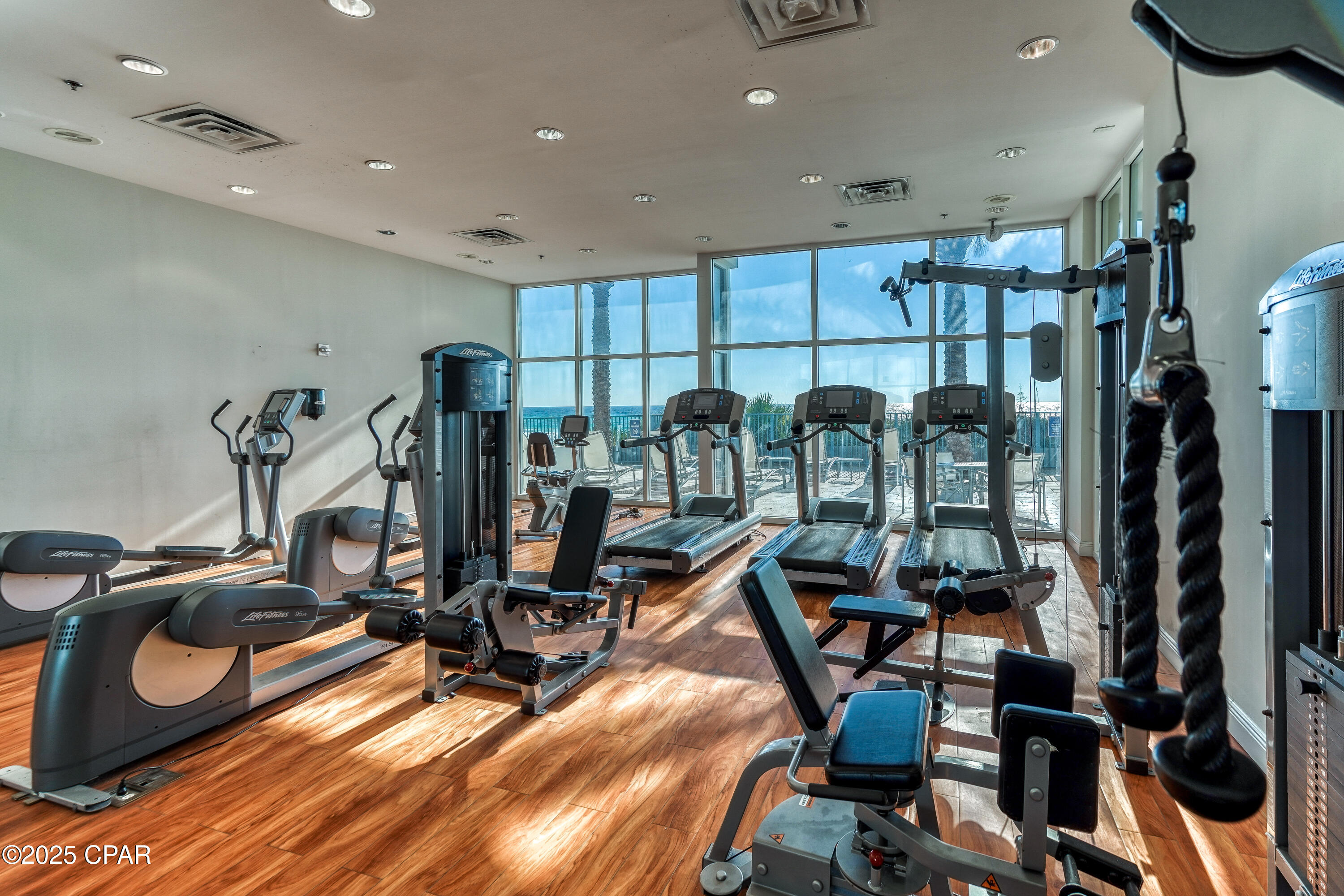 Sterling Breeze - Residential