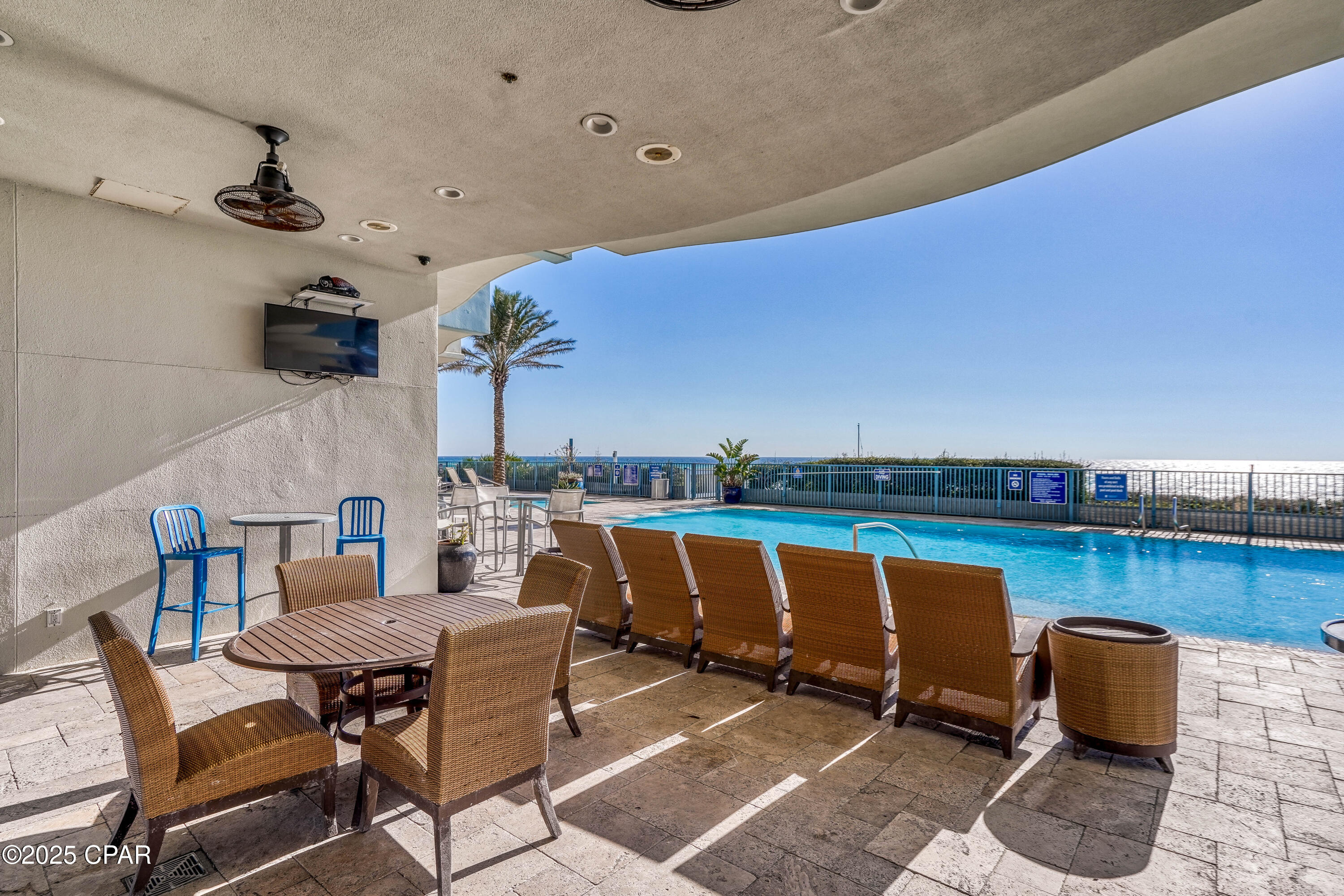 Sterling Breeze - Residential