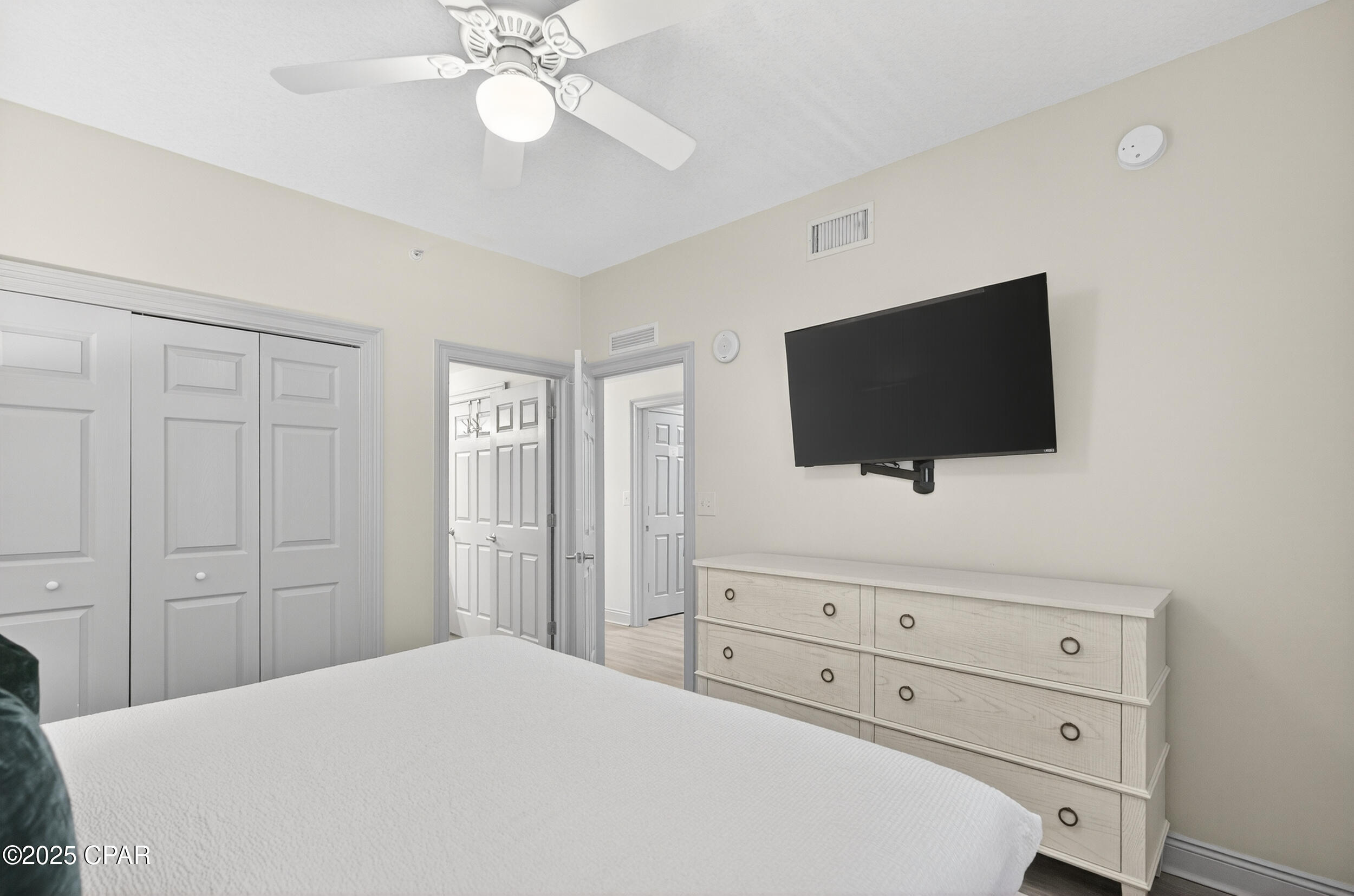 Calypso Towers II - Residential