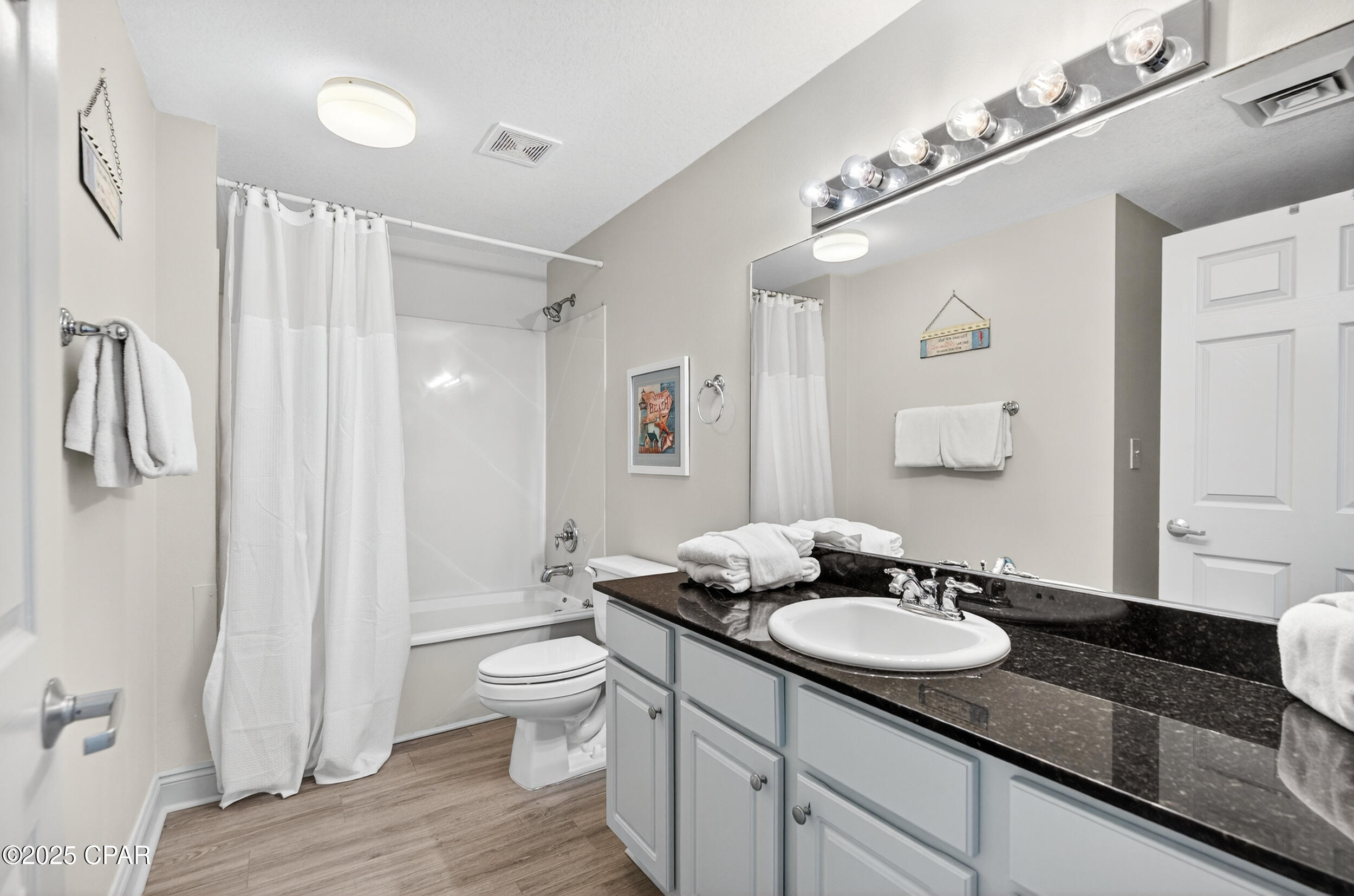 Calypso Towers II - Residential