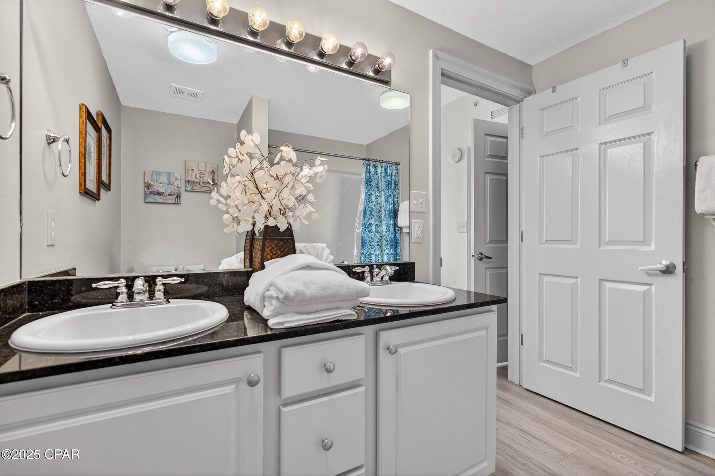 Calypso Towers II - Residential