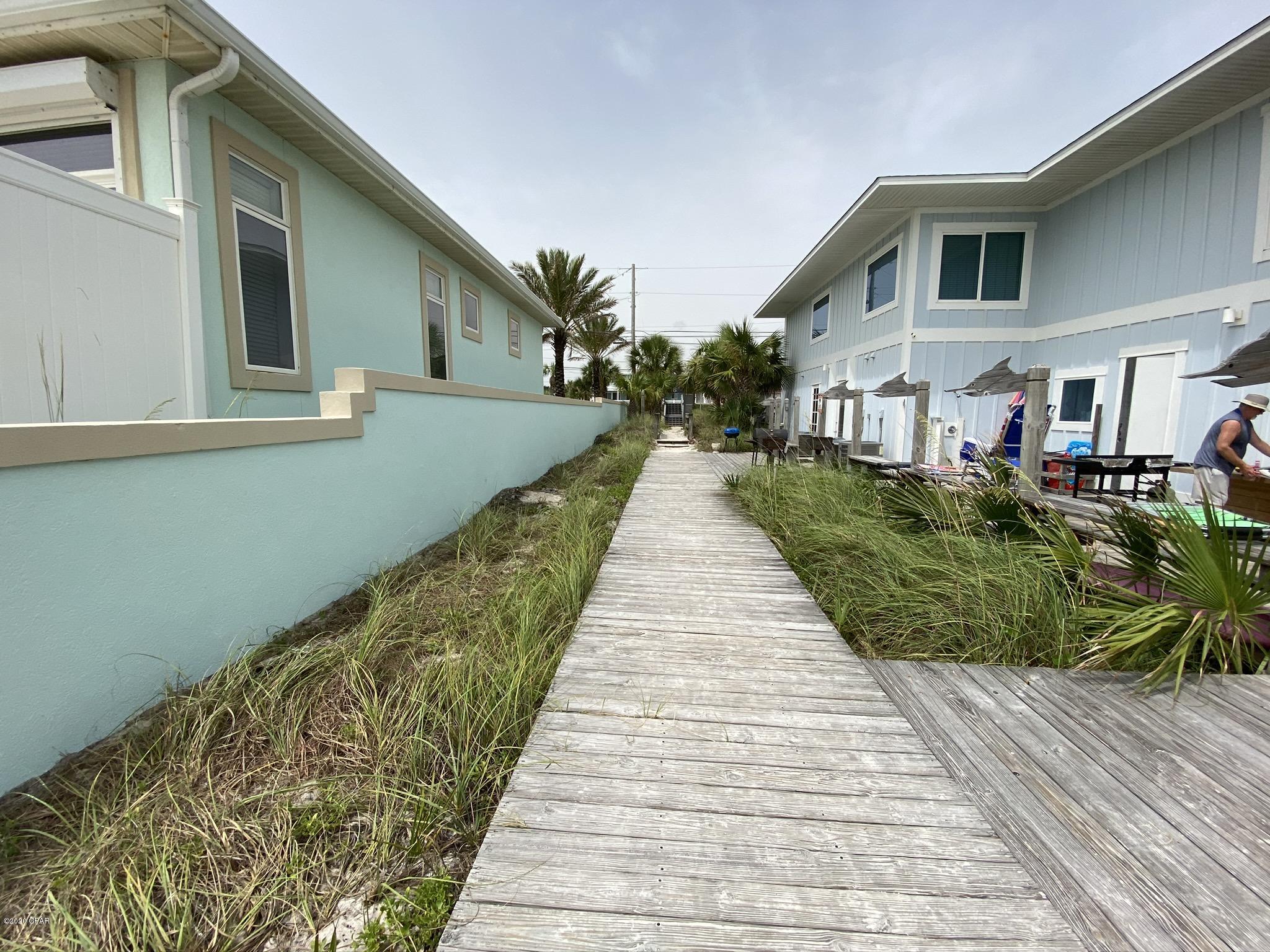 Bahama Beach - Land