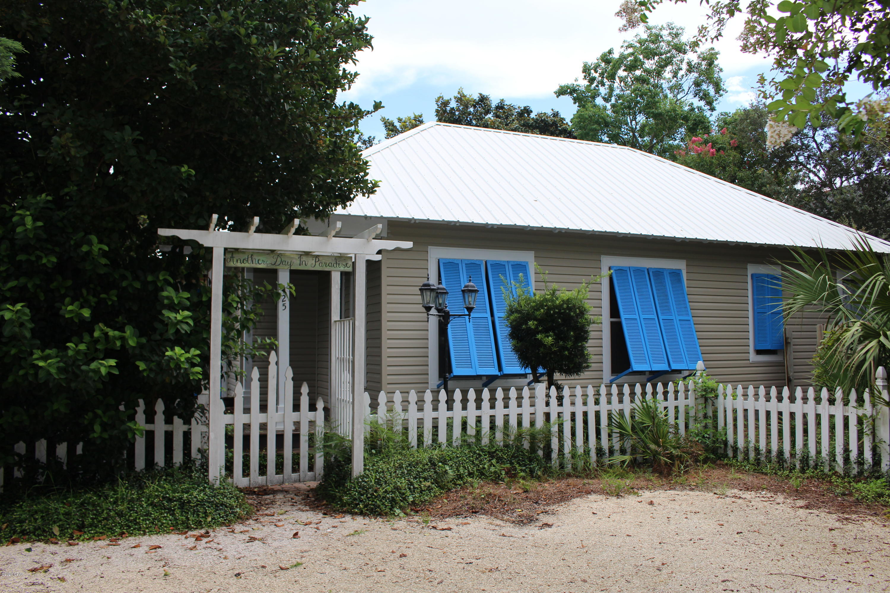 [No Recorded Subdiv] - Residential Lease