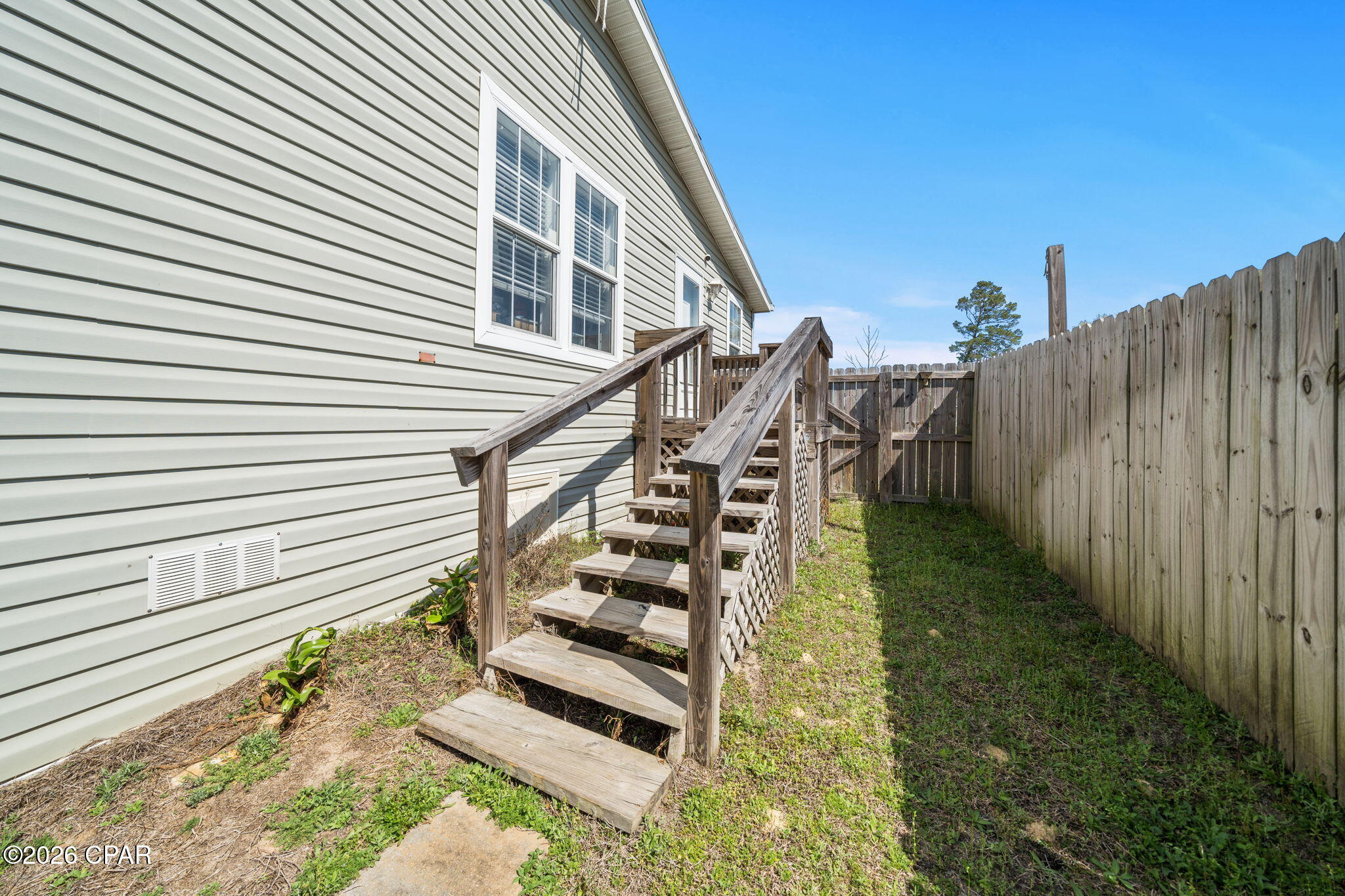 White Western - Residential