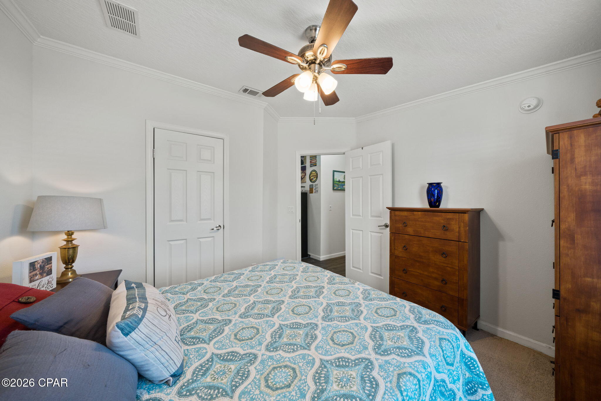 White Western - Residential