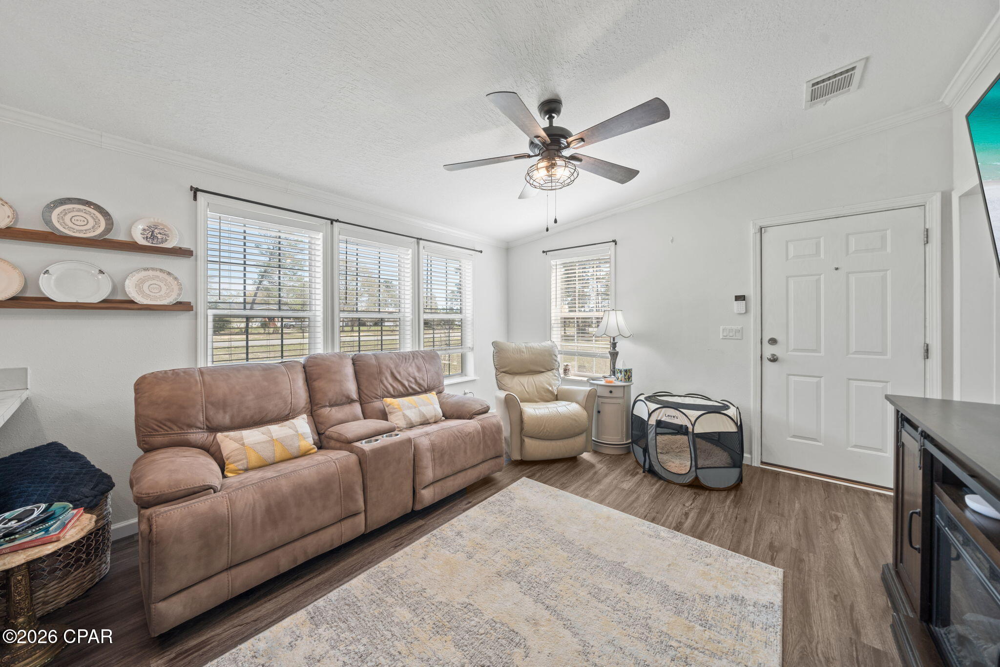 White Western - Residential