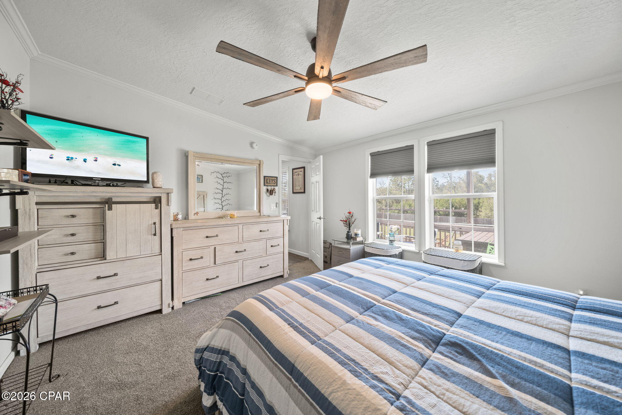 White Western - Residential