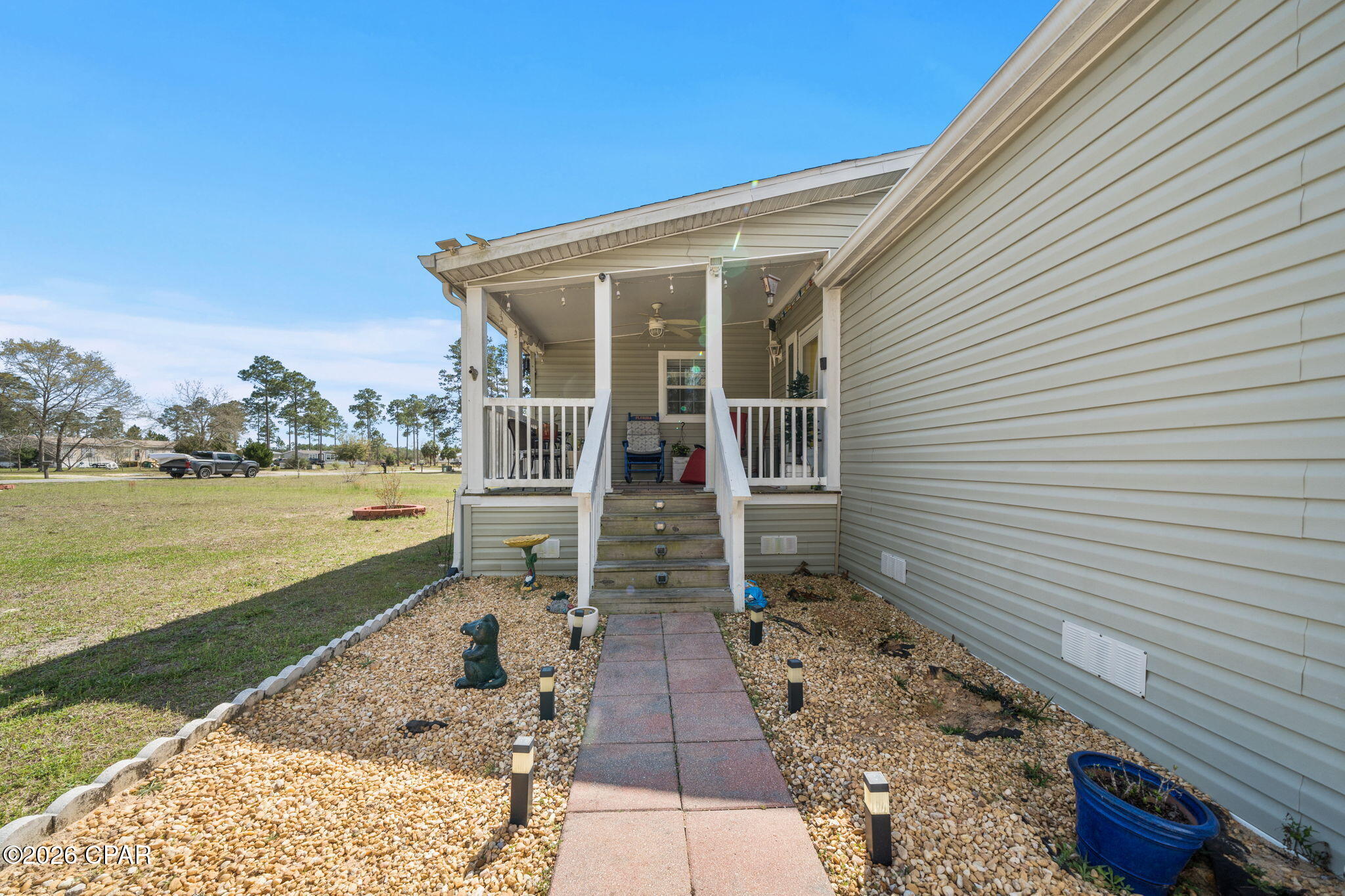 White Western - Residential