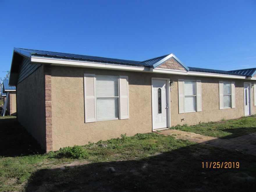 Very nice 2 bedroom 1 bath apartment located on a quiet cul-de-sac in the much desired Lynn Haven community. Close to the nicest schools, shopping, dining and centrally located to bases and the beach. All property sizes and ages are approximate, please measure and/or verify if important. School assignments are subject to change, please check with Bay County for most accurate information. Deposit is the same as one month's rent. No pets allowed.



*** MOVE IN SPECIAL 1/2 OFF 2ND MONTHS RENT ***