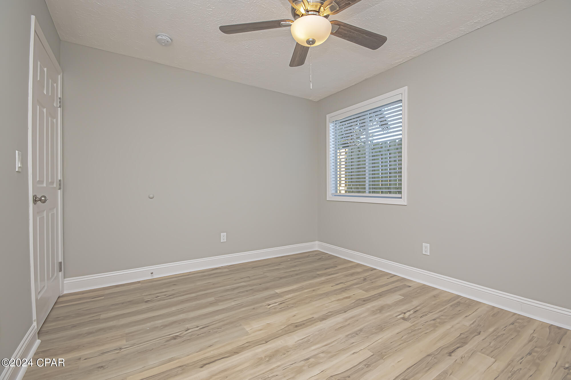 Bay Park Manor - Residential