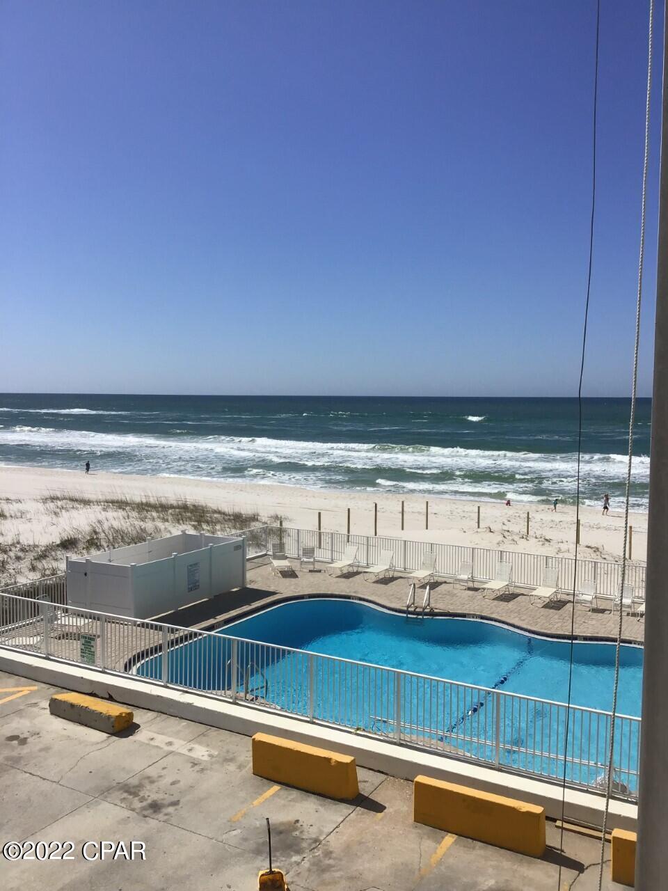 Fontainebleau Terrace - Residential