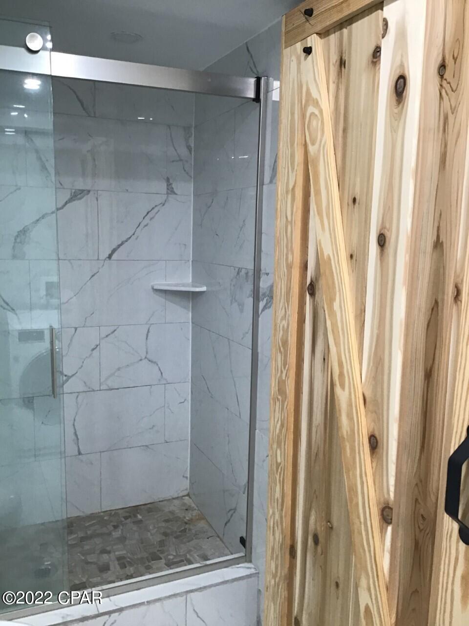 Fontainebleau Terrace - Residential