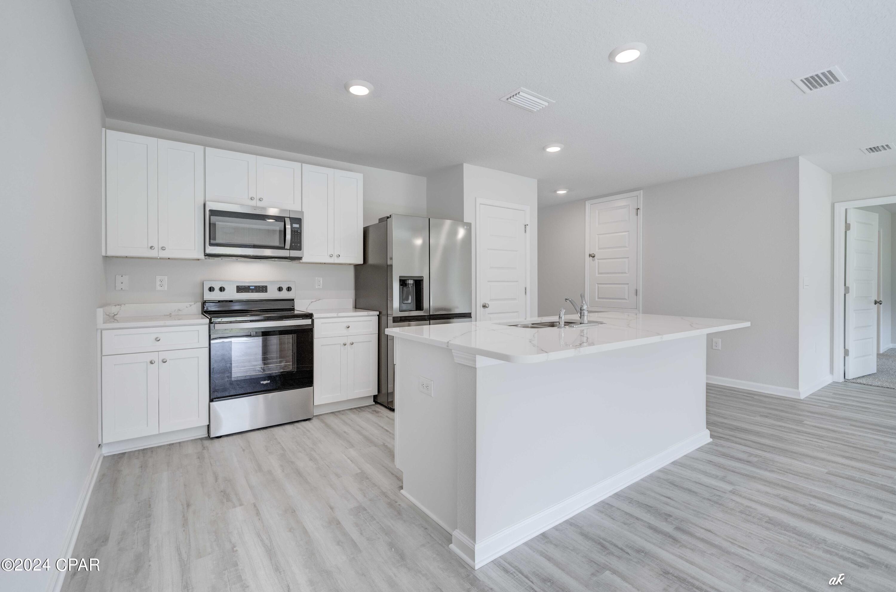 [No Recorded Subdiv] - Residential Lease