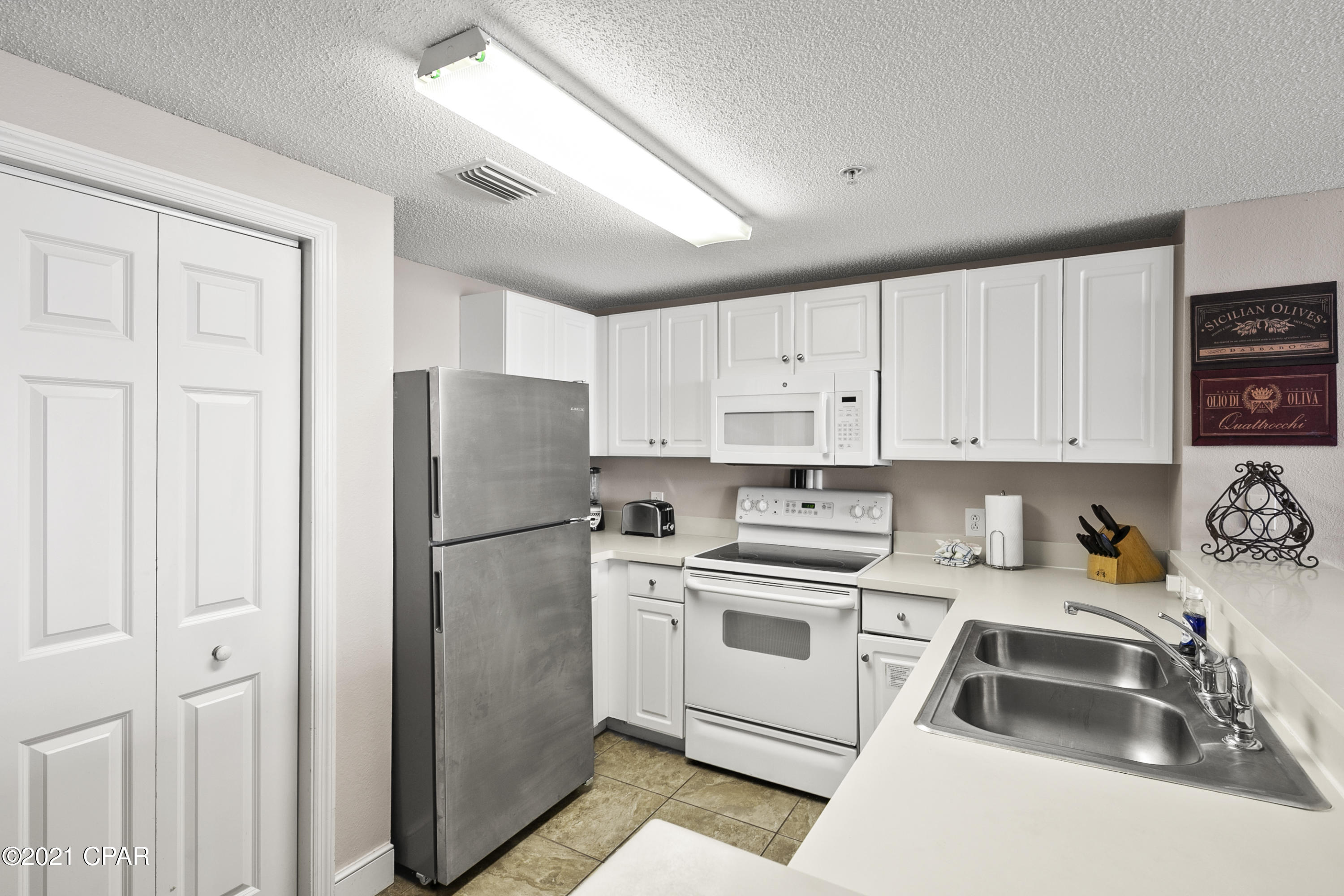 Majestic Beach Tower I - Residential