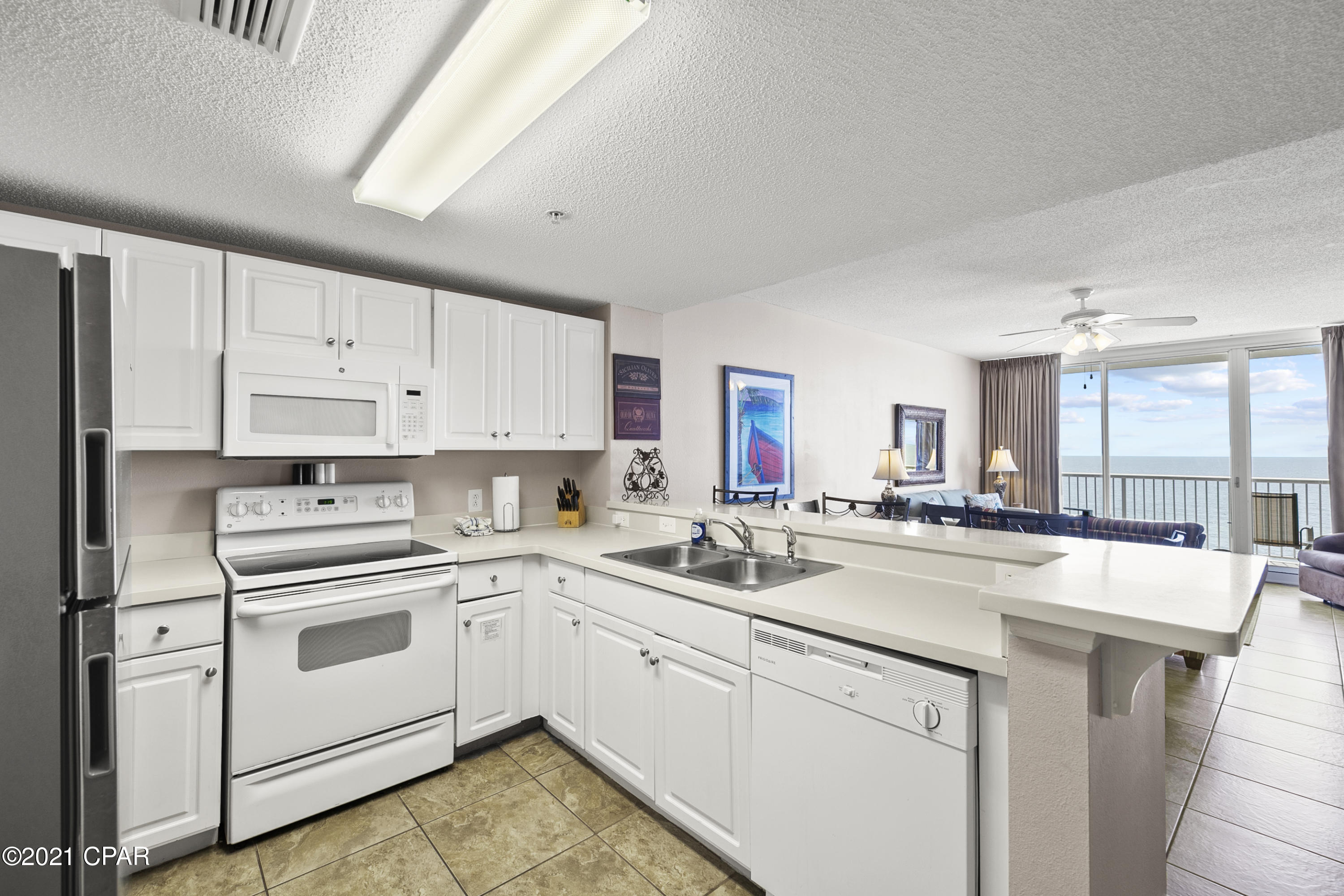 Majestic Beach Tower I - Residential