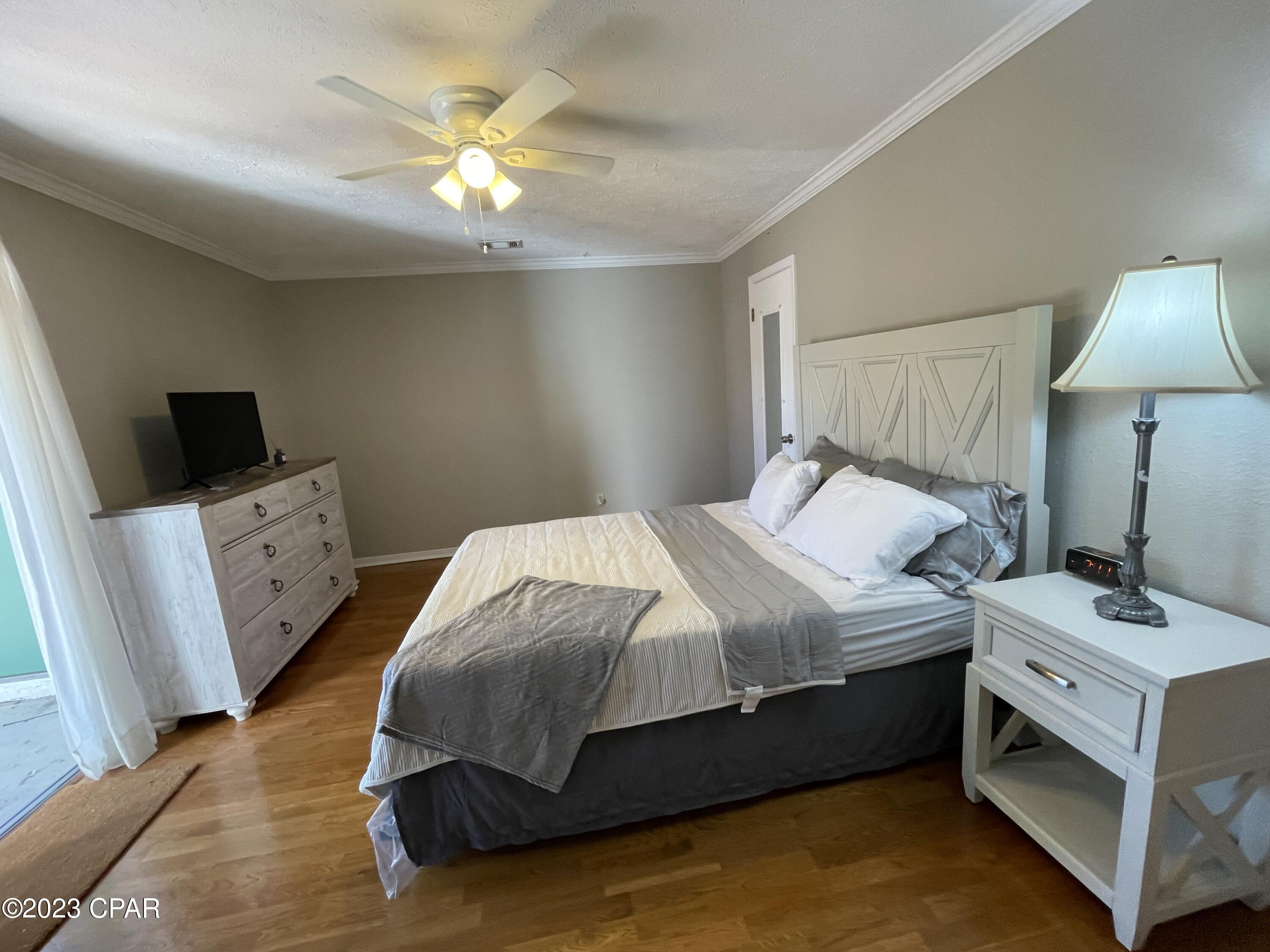 Treasure Cove Unit 1 - Residential Lease