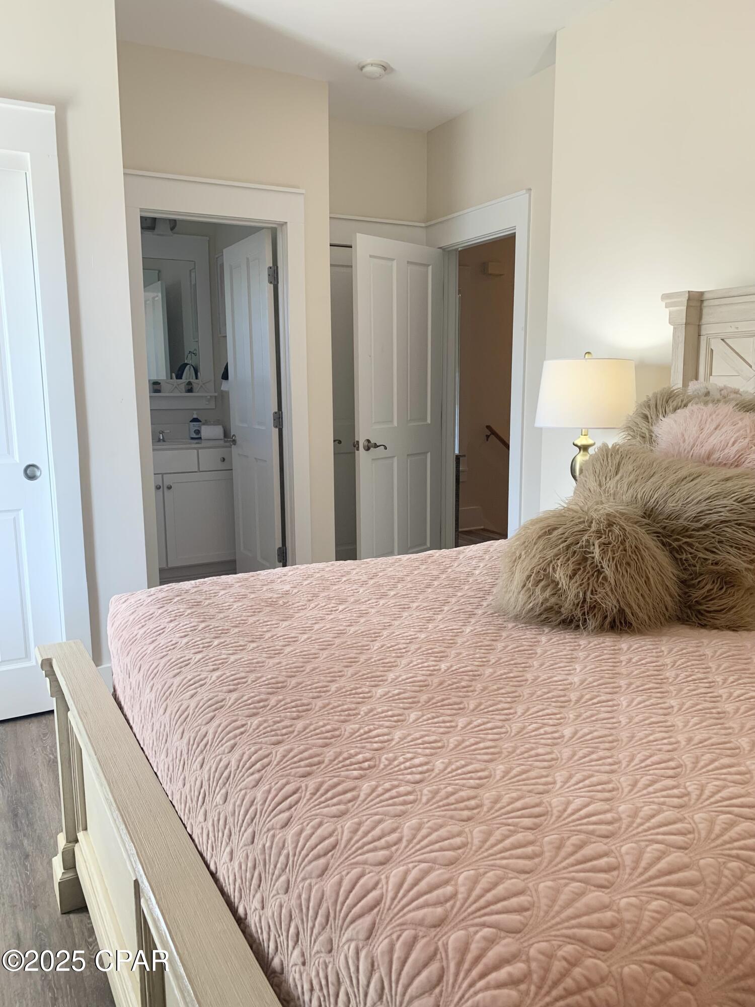 Barefoot Cottages - Residential