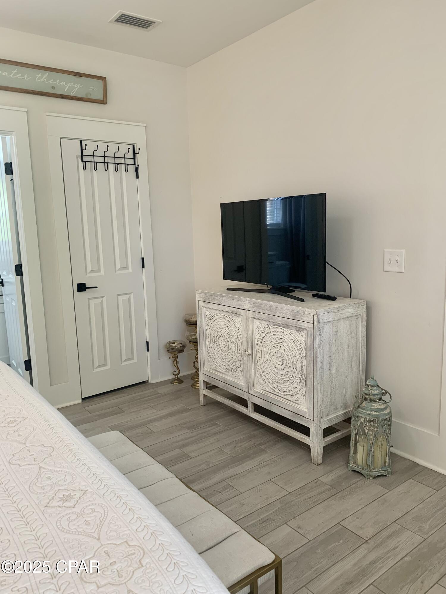 Barefoot Cottages - Residential