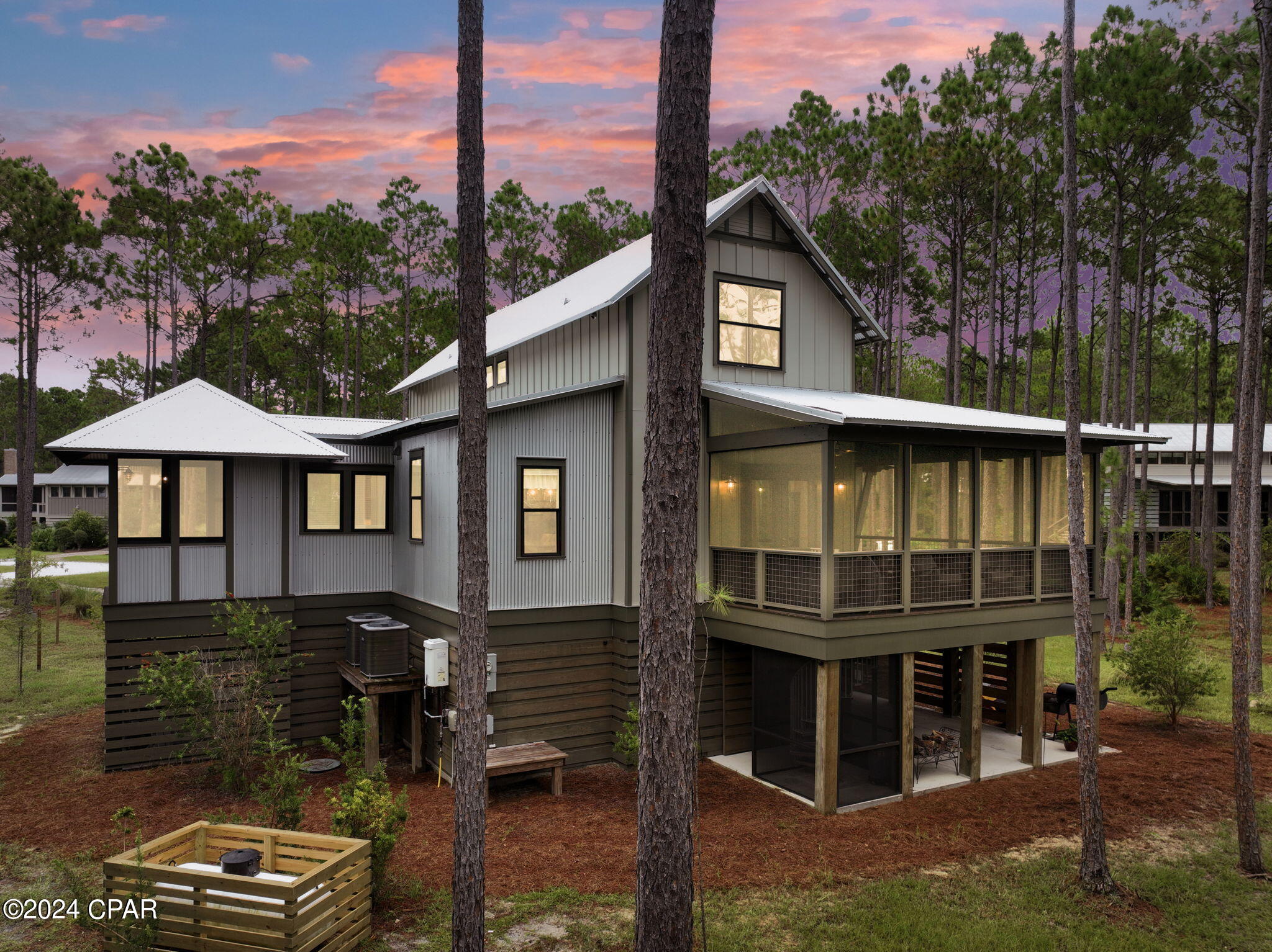 Rivercamps On Crooked Creek - Residential