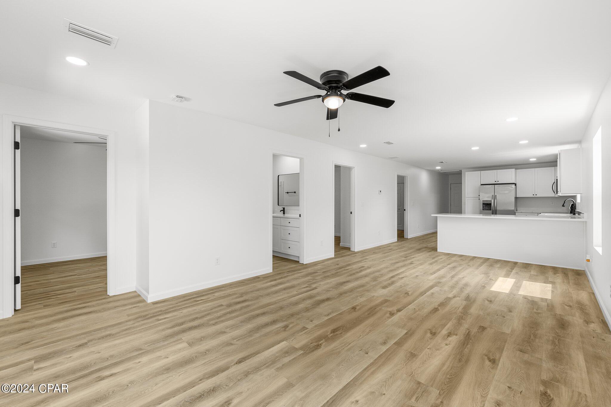 Keiths Bay Harbor - Residential