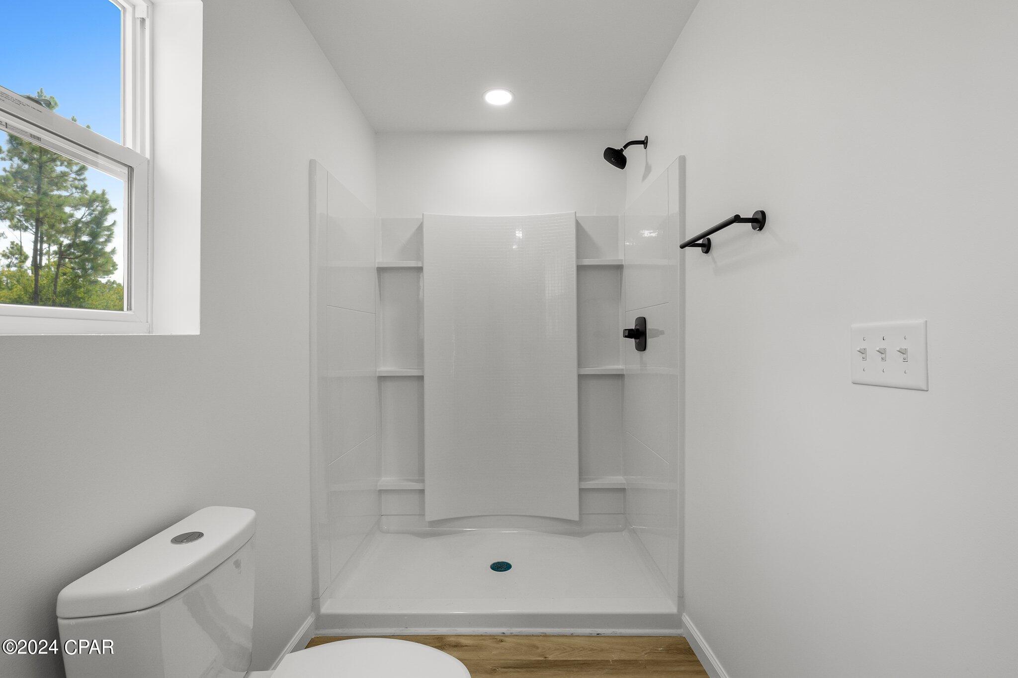 Keiths Bay Harbor - Residential