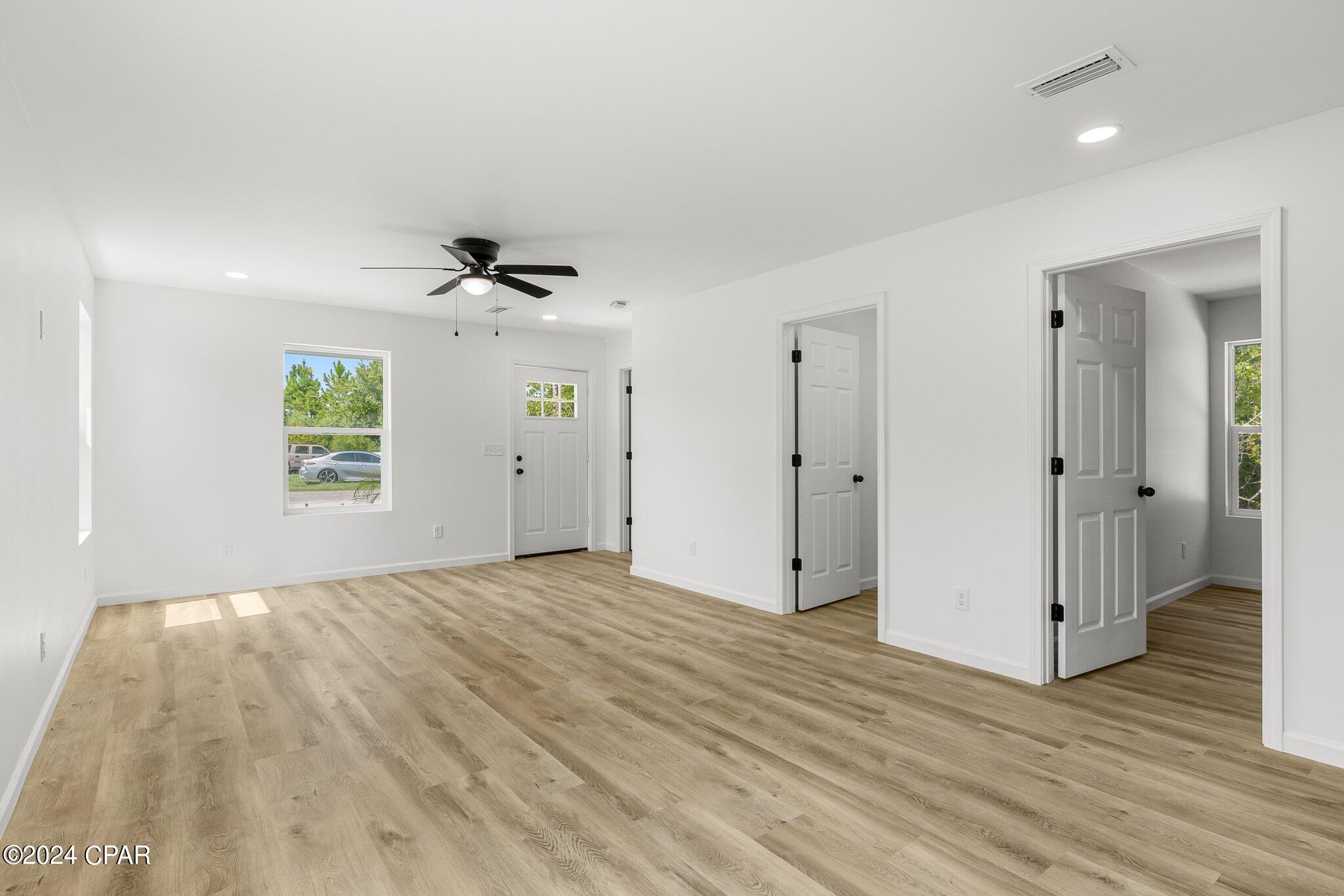 Keiths Bay Harbor - Residential