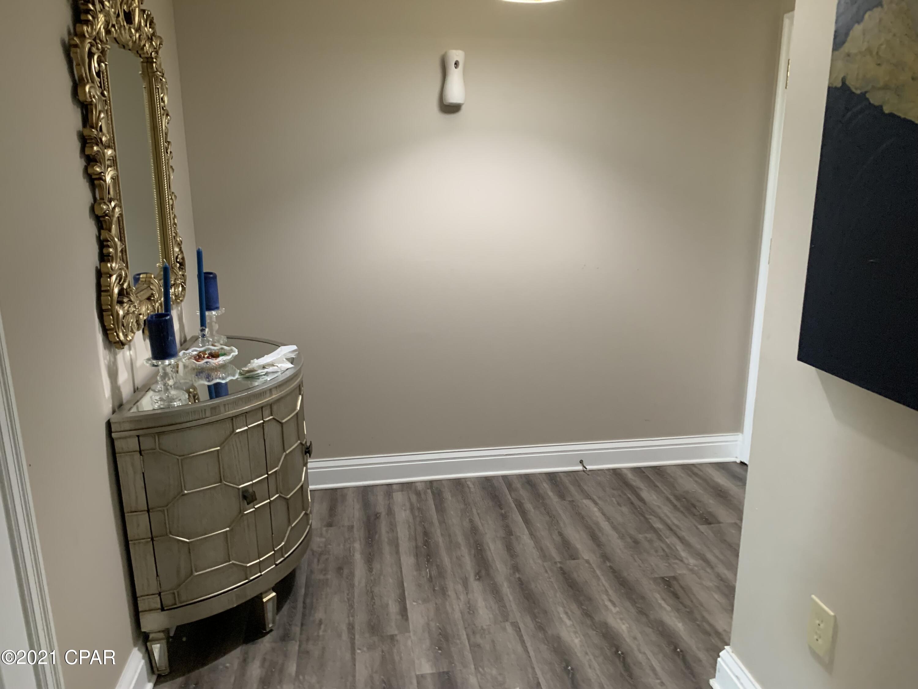 Bay Point Harbour Villas - Residential