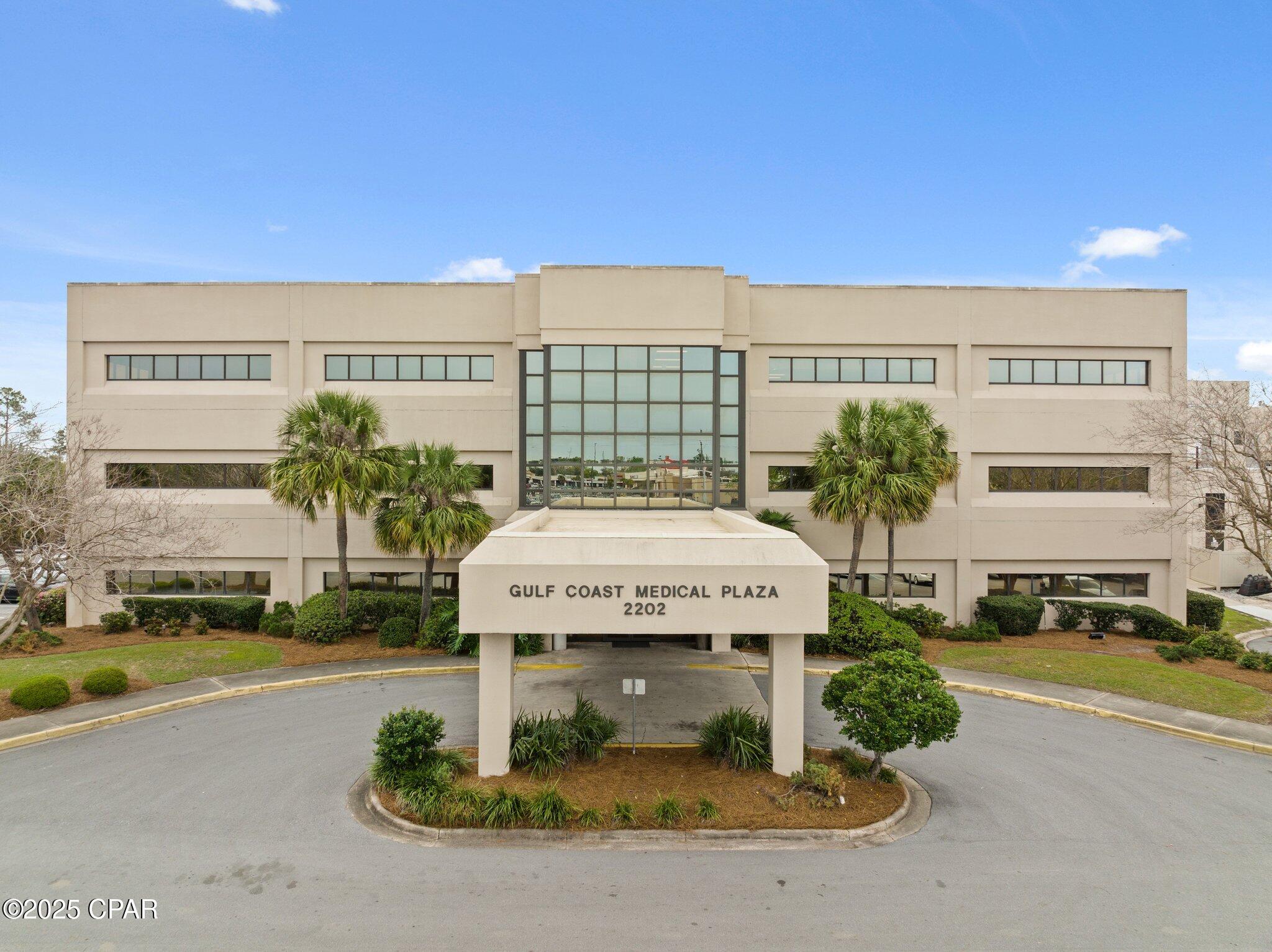 Gulf Coast Medical Plaza - Commercial Sale