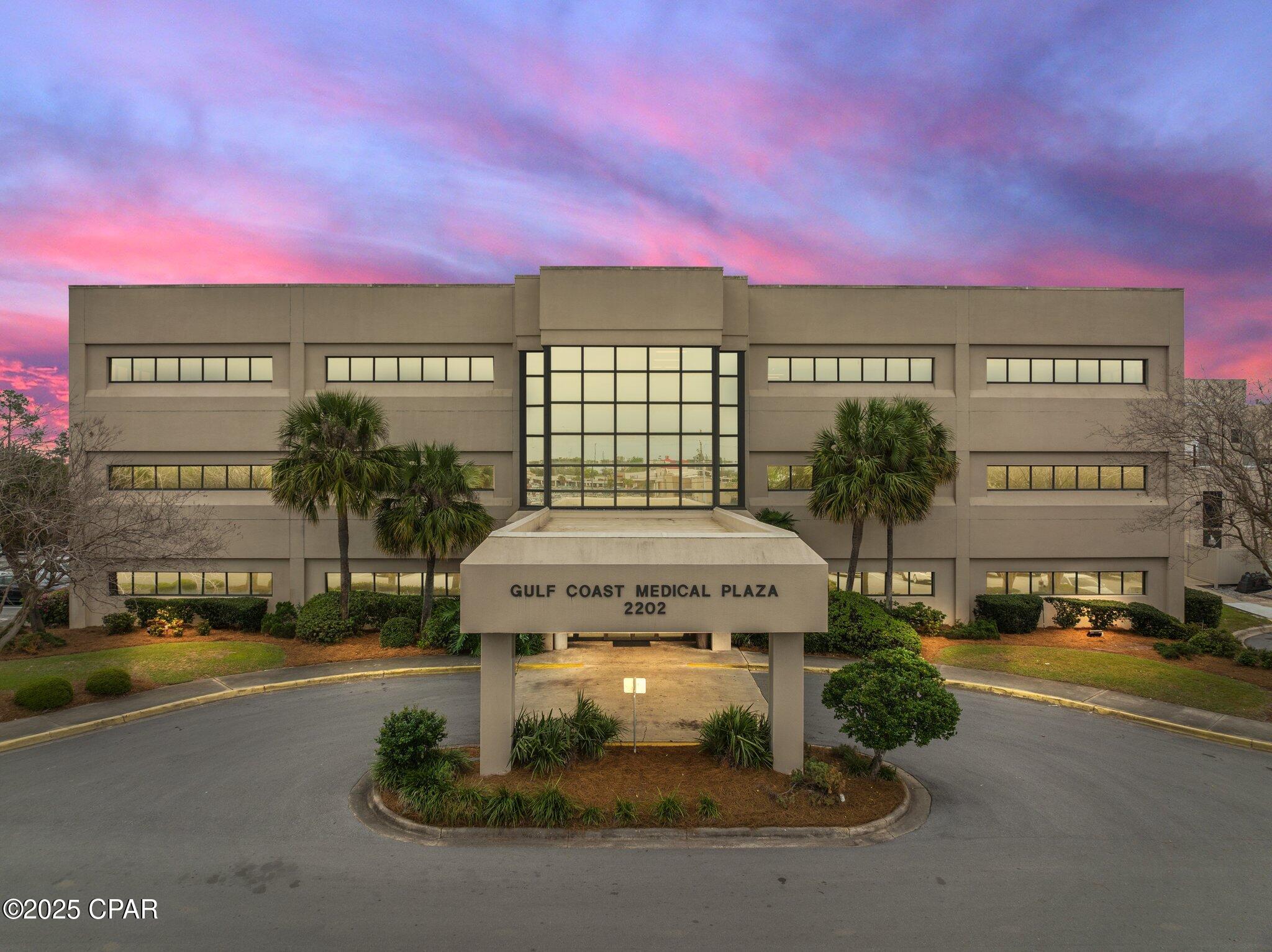 Gulf Coast Medical Plaza - Commercial Sale