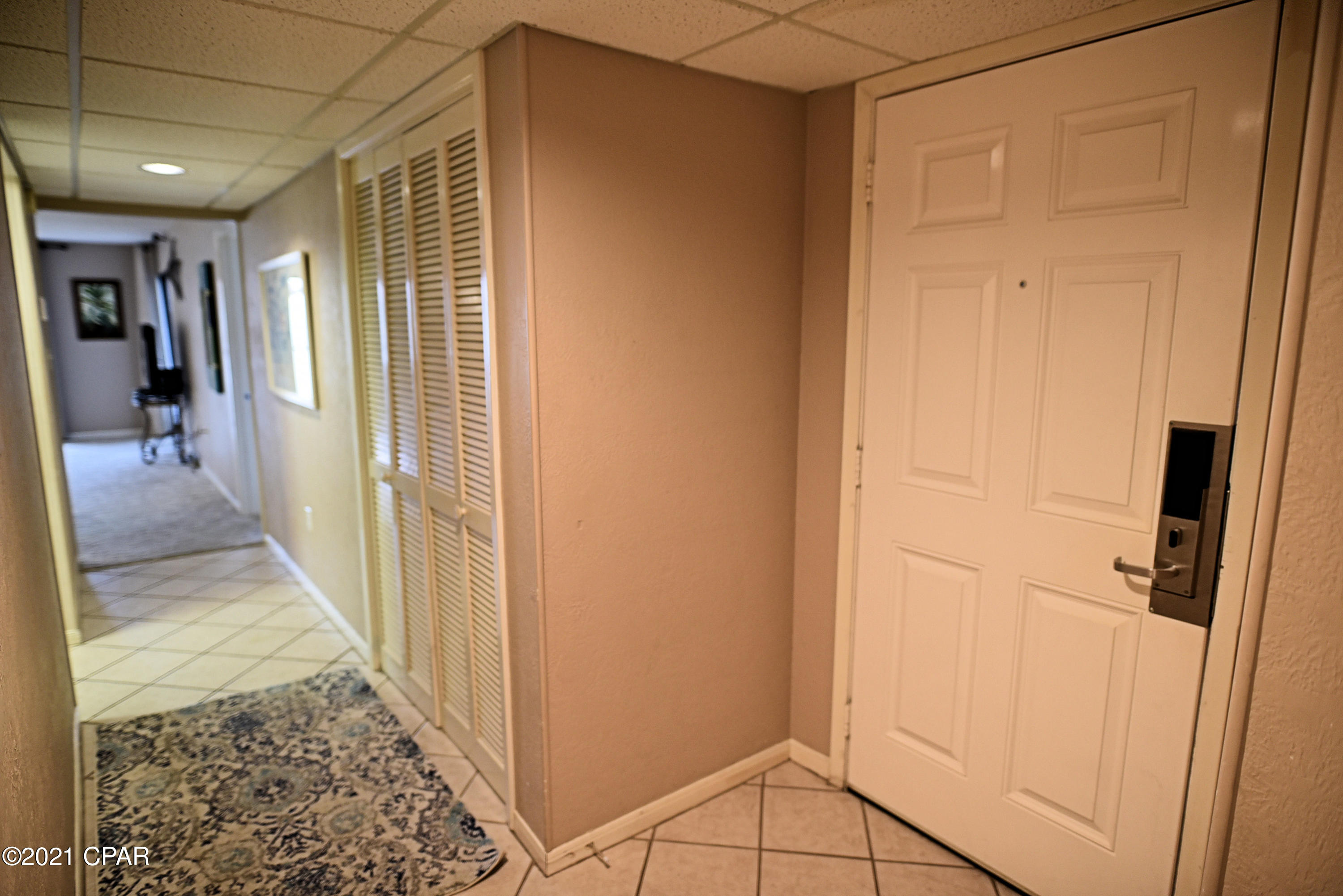 Forest Hills Tennis Villas - Residential