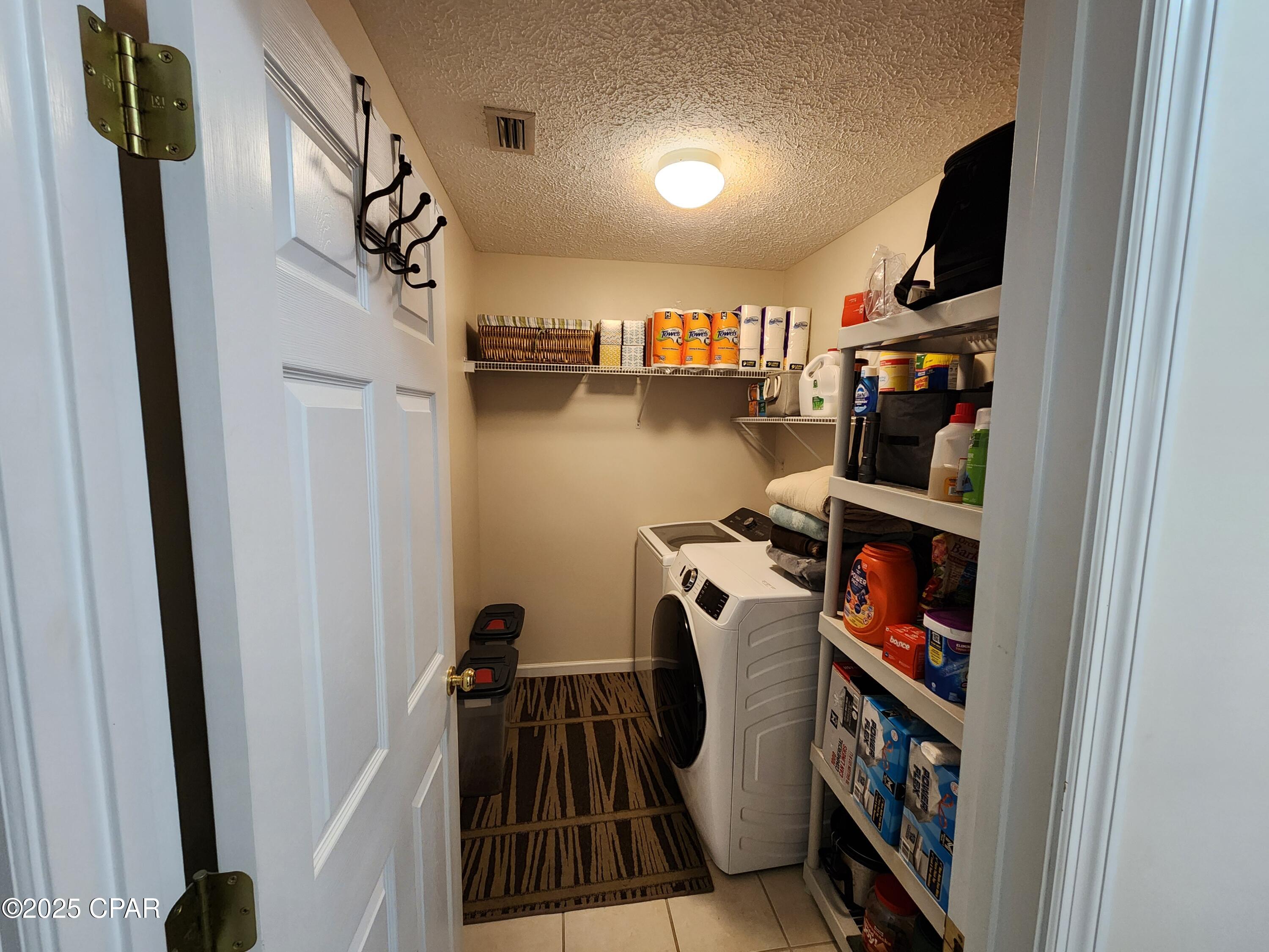 Oakcrest - Residential