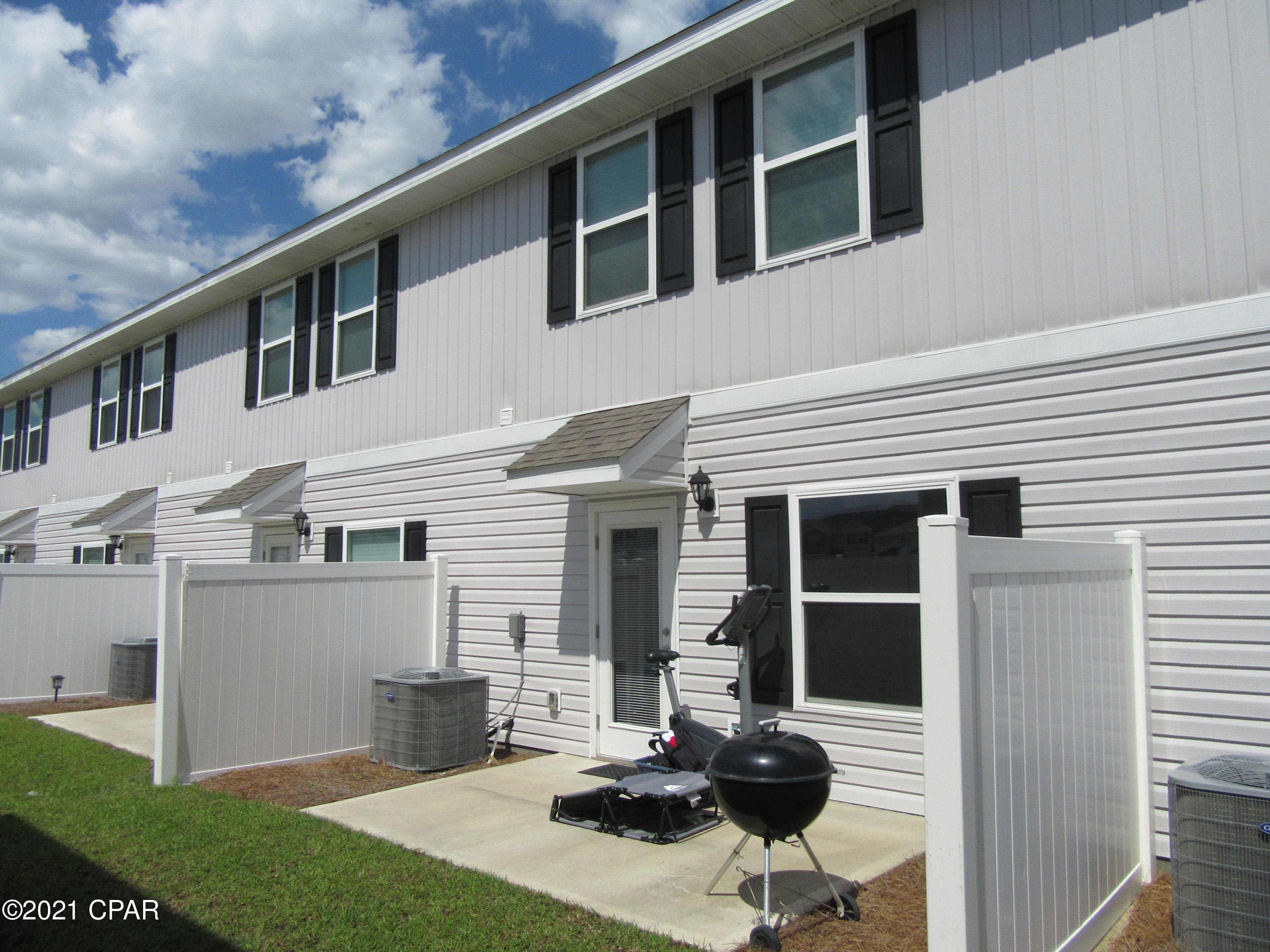 [No Recorded Subdiv] - Residential Lease