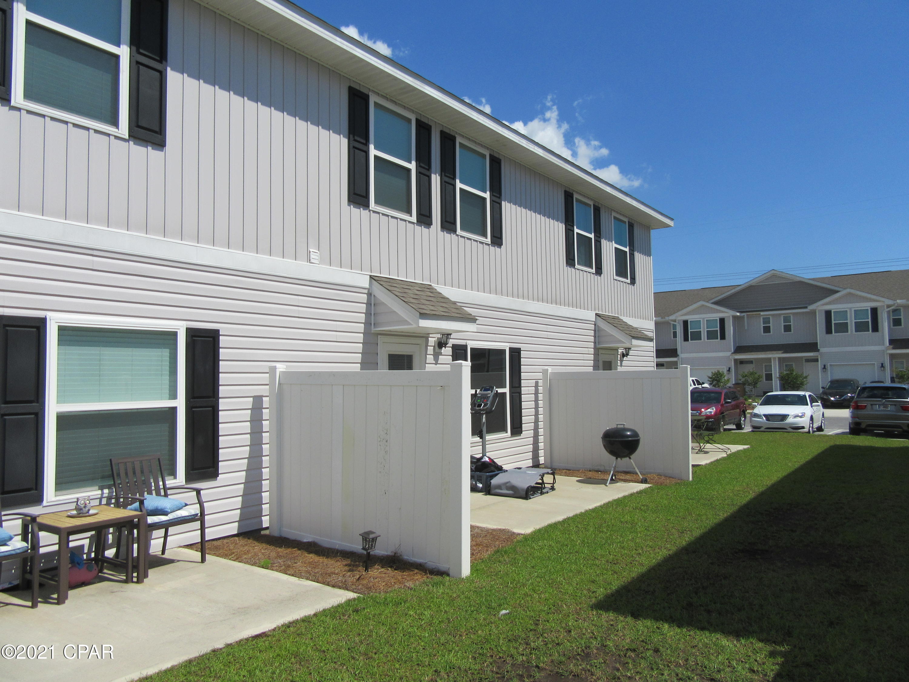 [No Recorded Subdiv] - Residential Lease