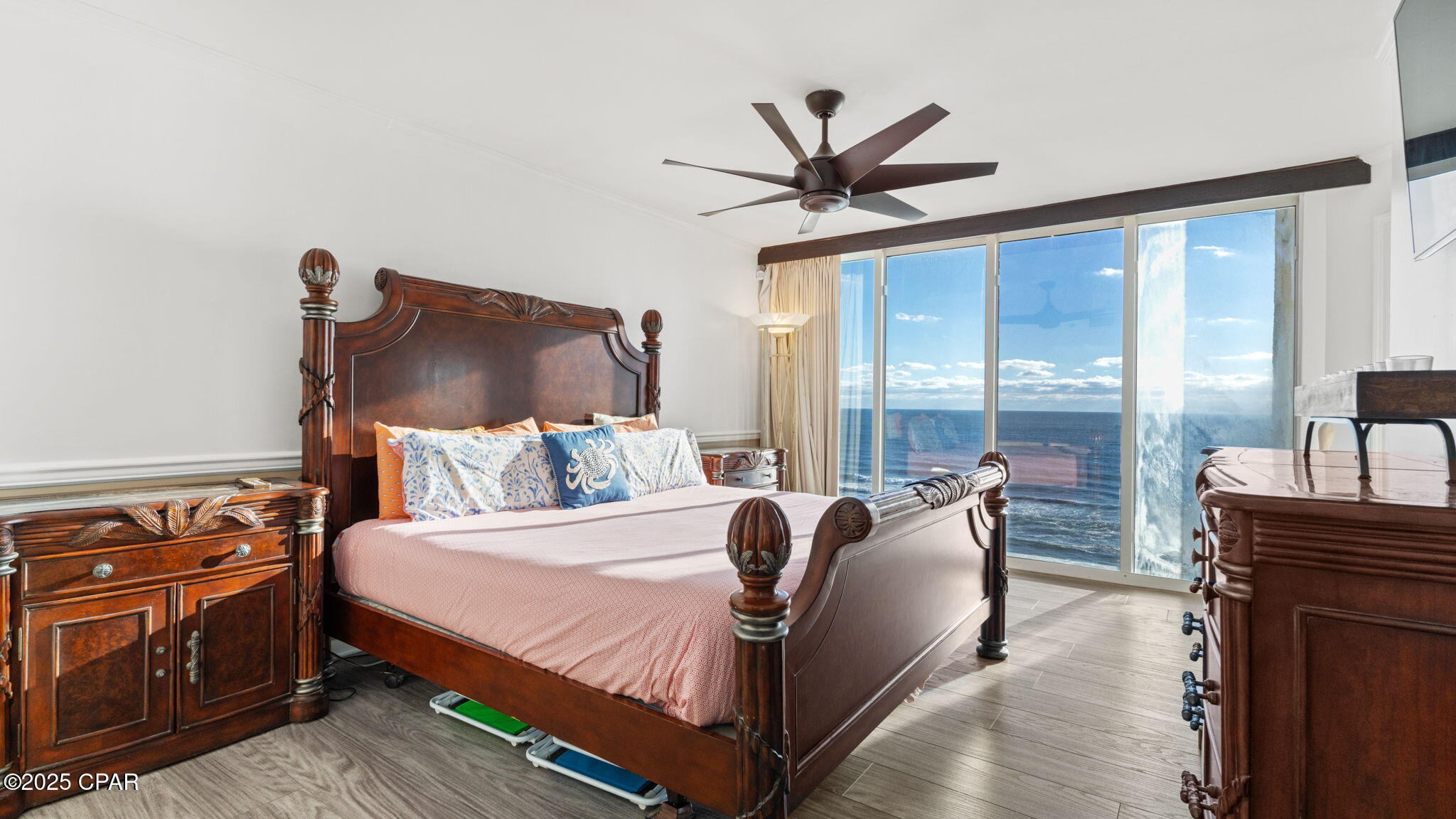 Long Beach Towers IV - Residential