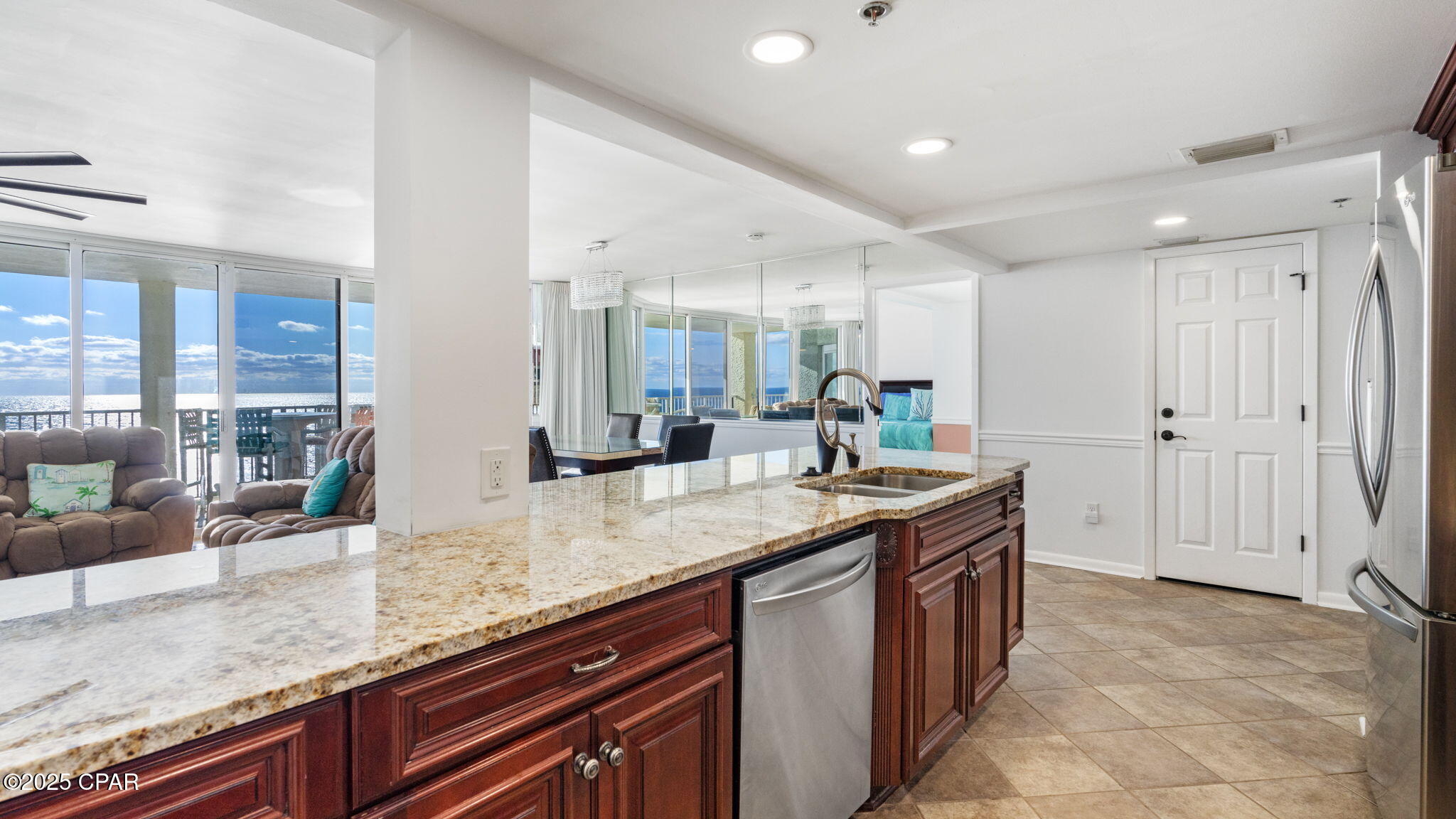 Long Beach Towers IV - Residential