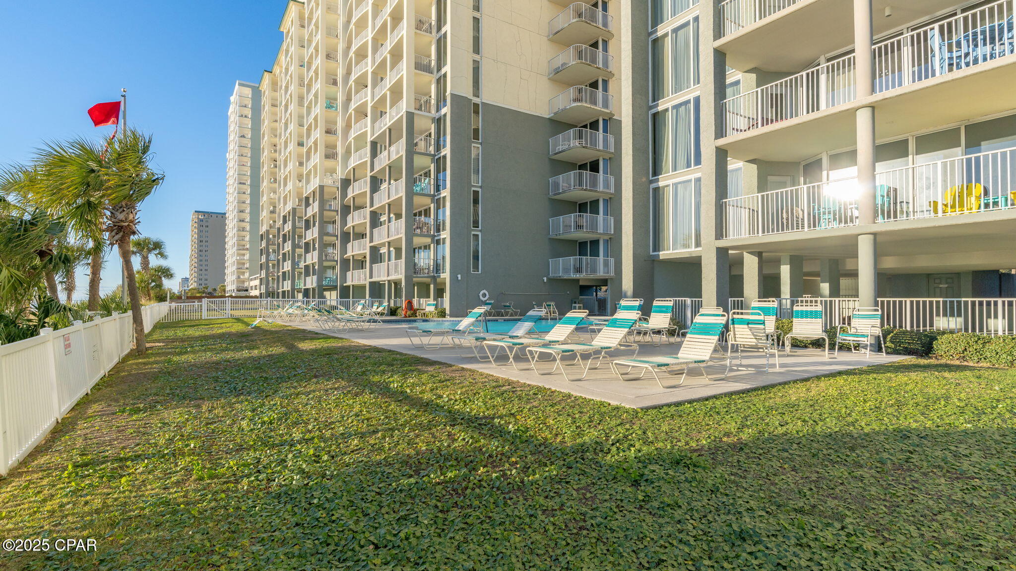 Long Beach Towers IV - Residential