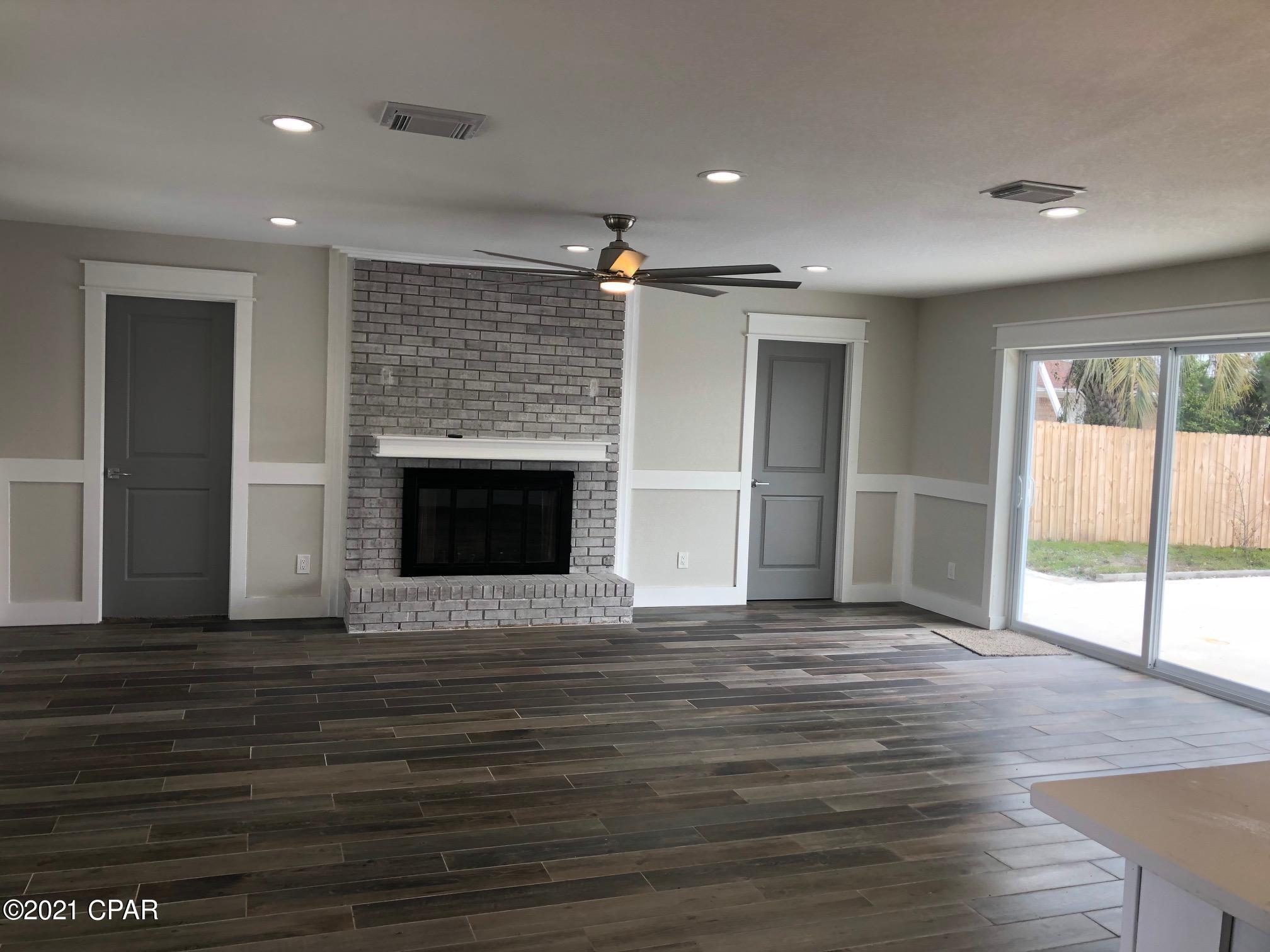 Gulf Coast Village U-1 - Residential