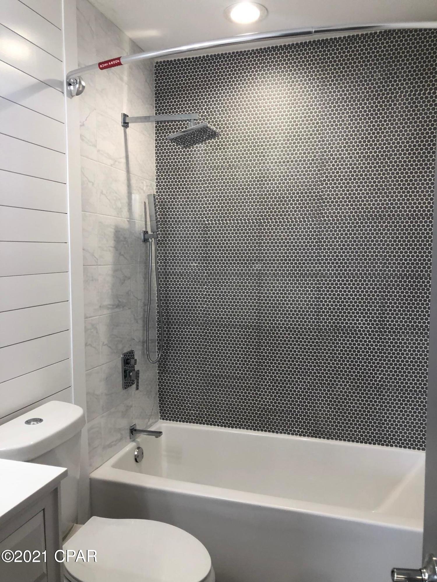 Gulf Coast Village U-1 - Residential