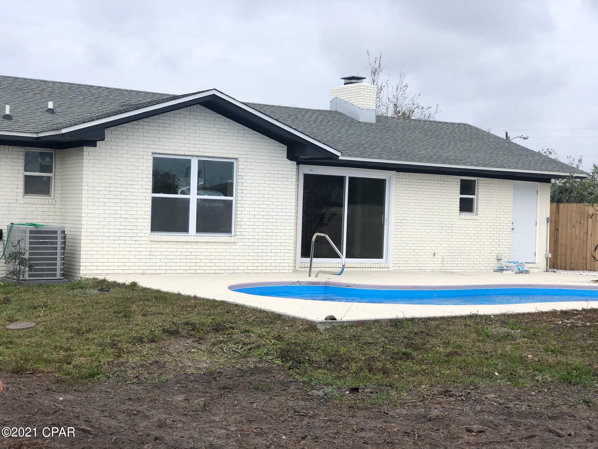 Gulf Coast Village U-1 - Residential