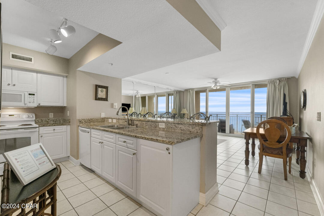 Emerald Beach Resort - Residential