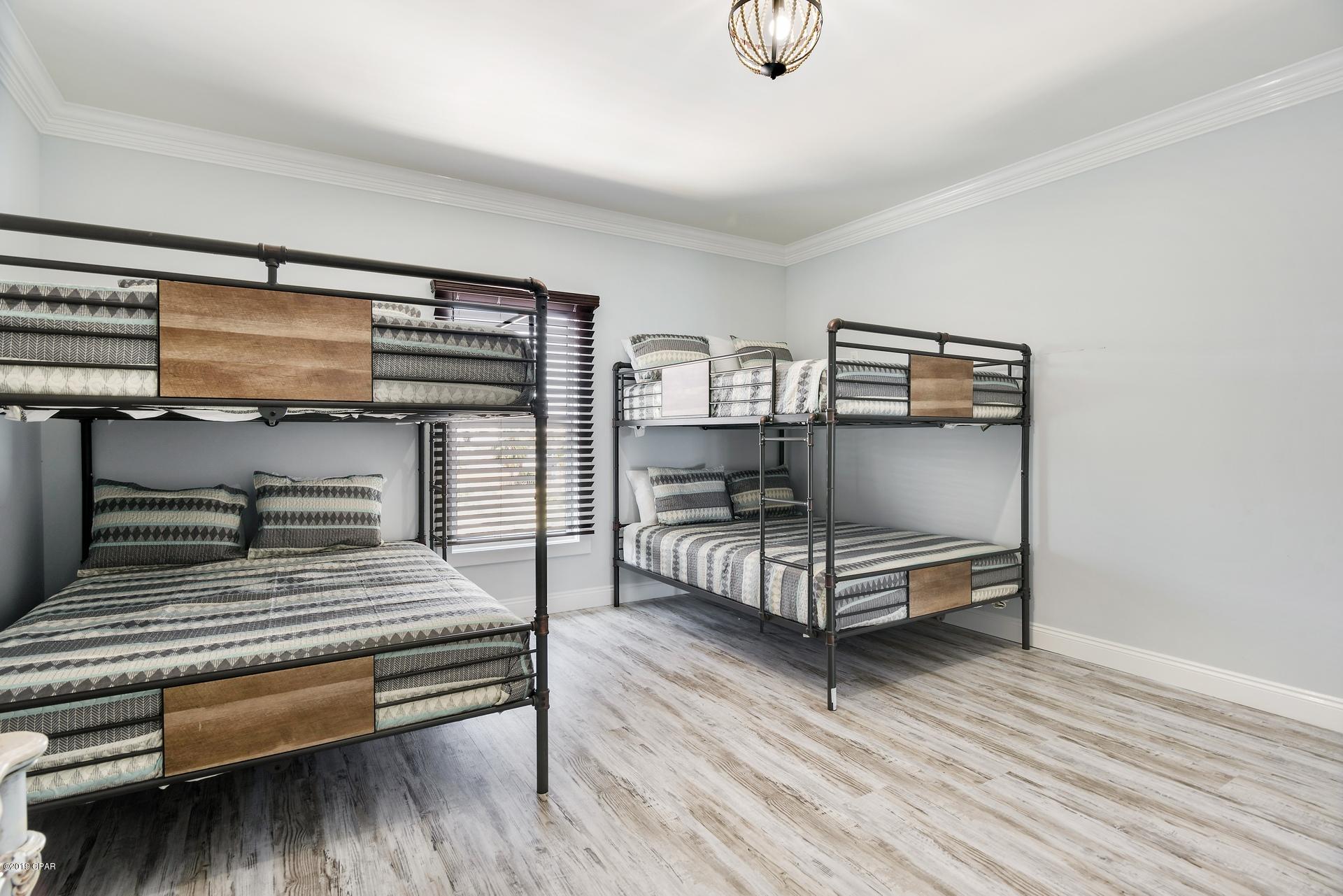 Gulf Lagoon Beach - Residential