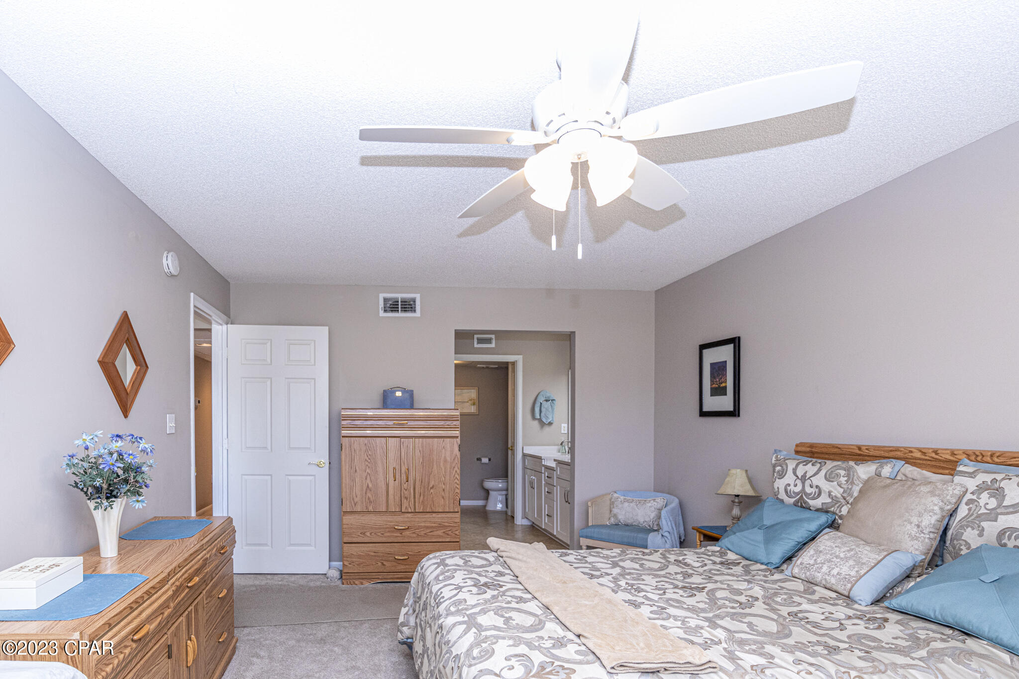 Hombre Golf Village - Residential