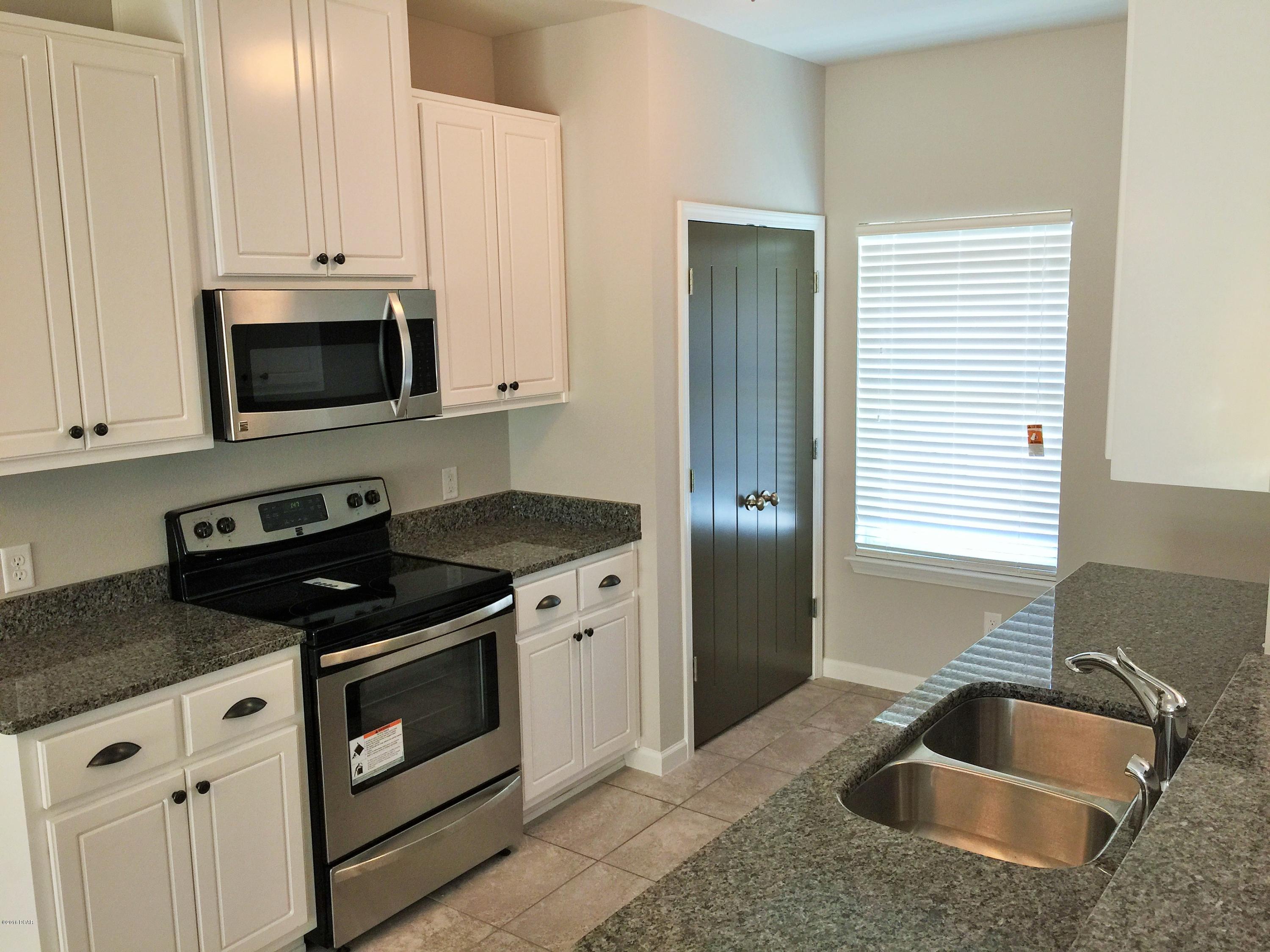 Gardenia Beach - Residential