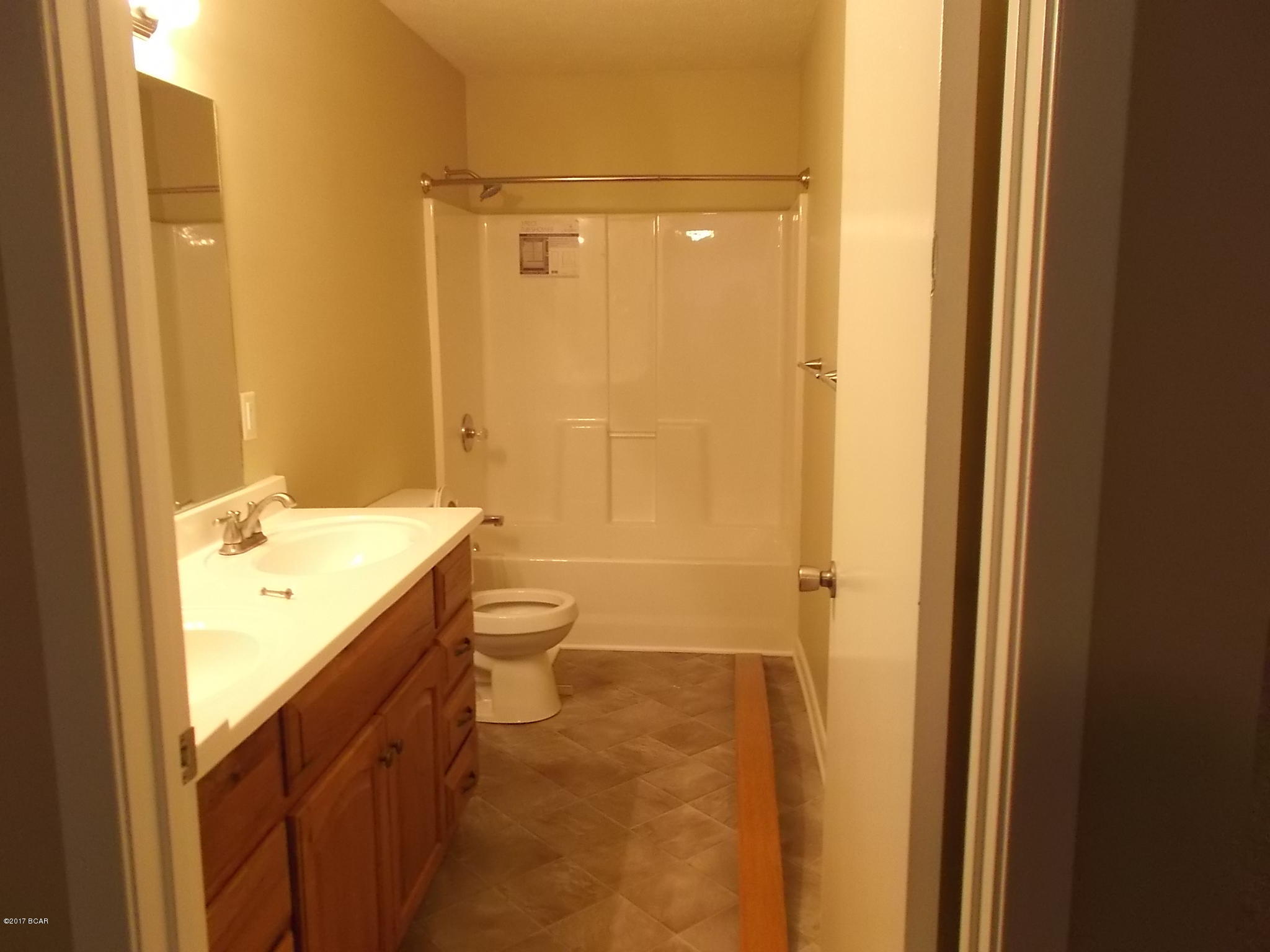 [No Recorded Subdiv] - Residential Lease