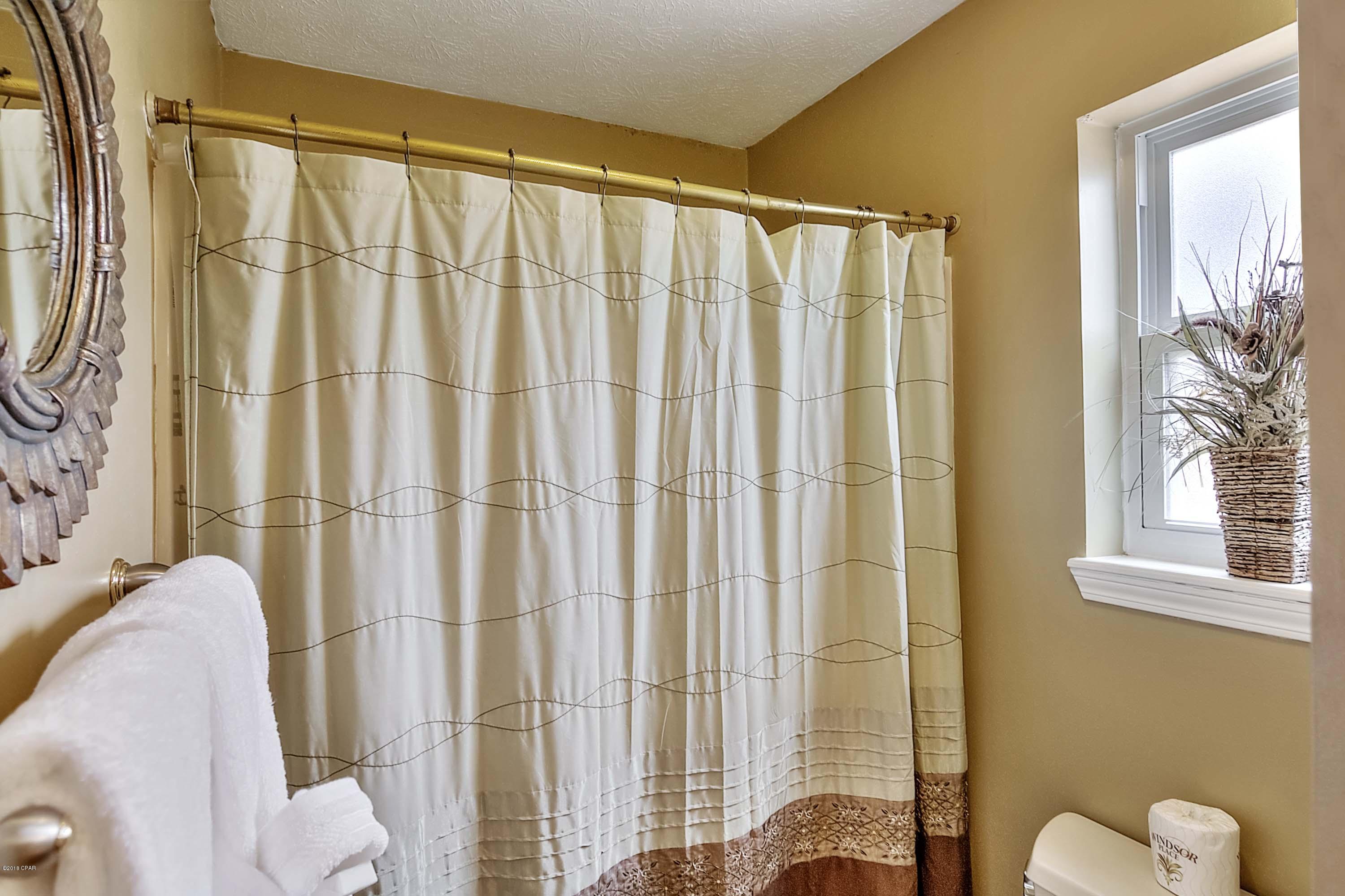 North Lagoon Oaks 9th - Residential