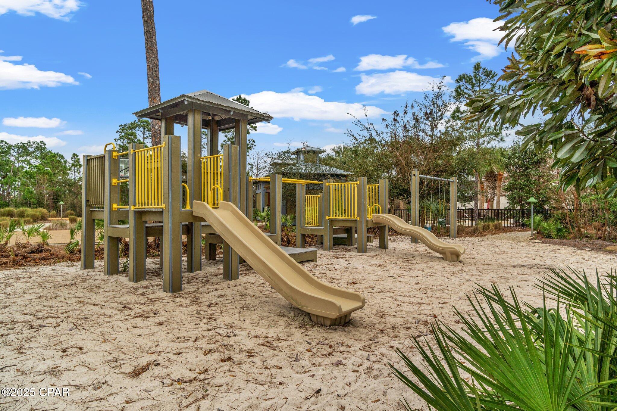 Martinique Phase III - Land