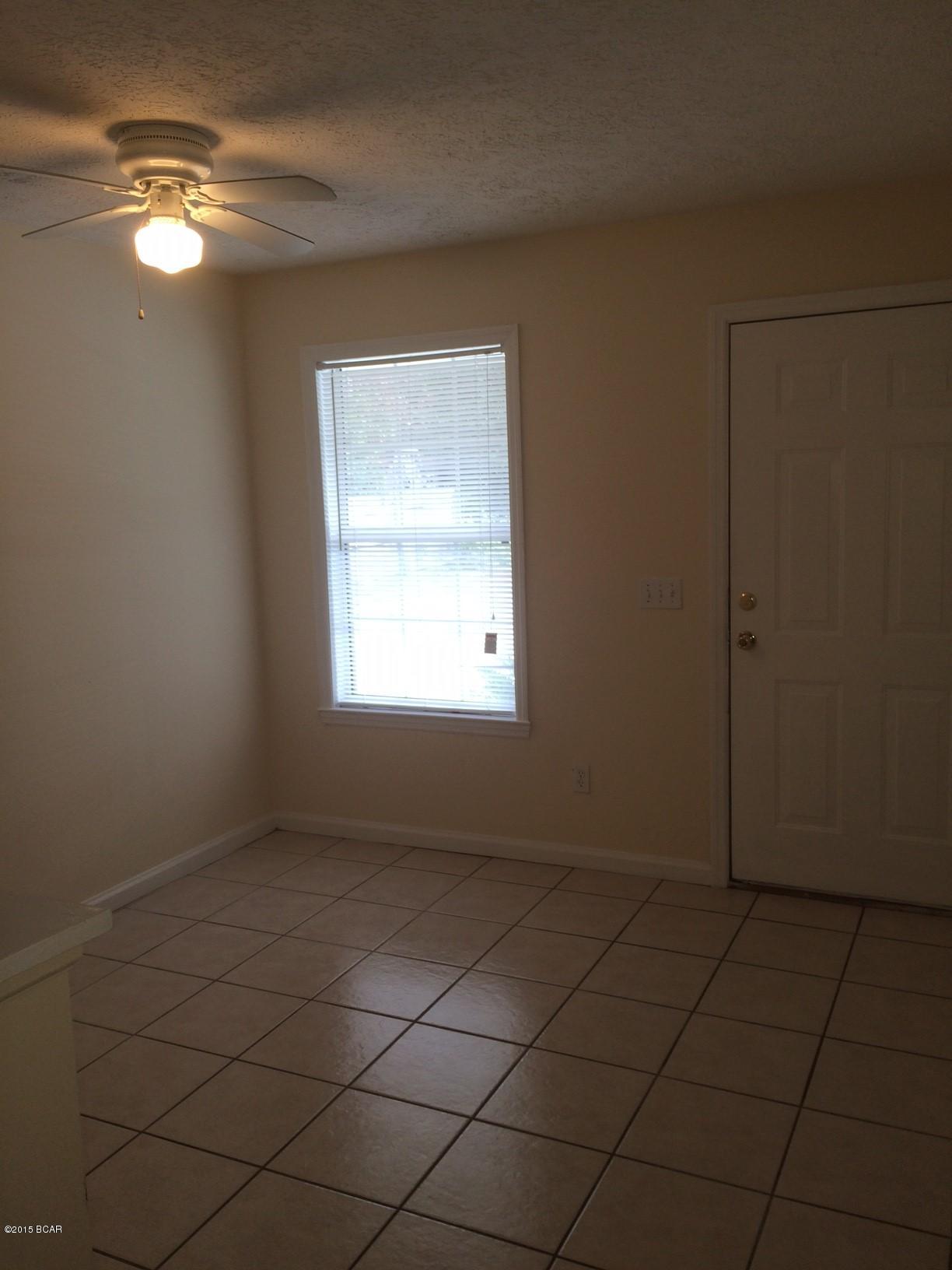 Houston Pines - Residential Lease