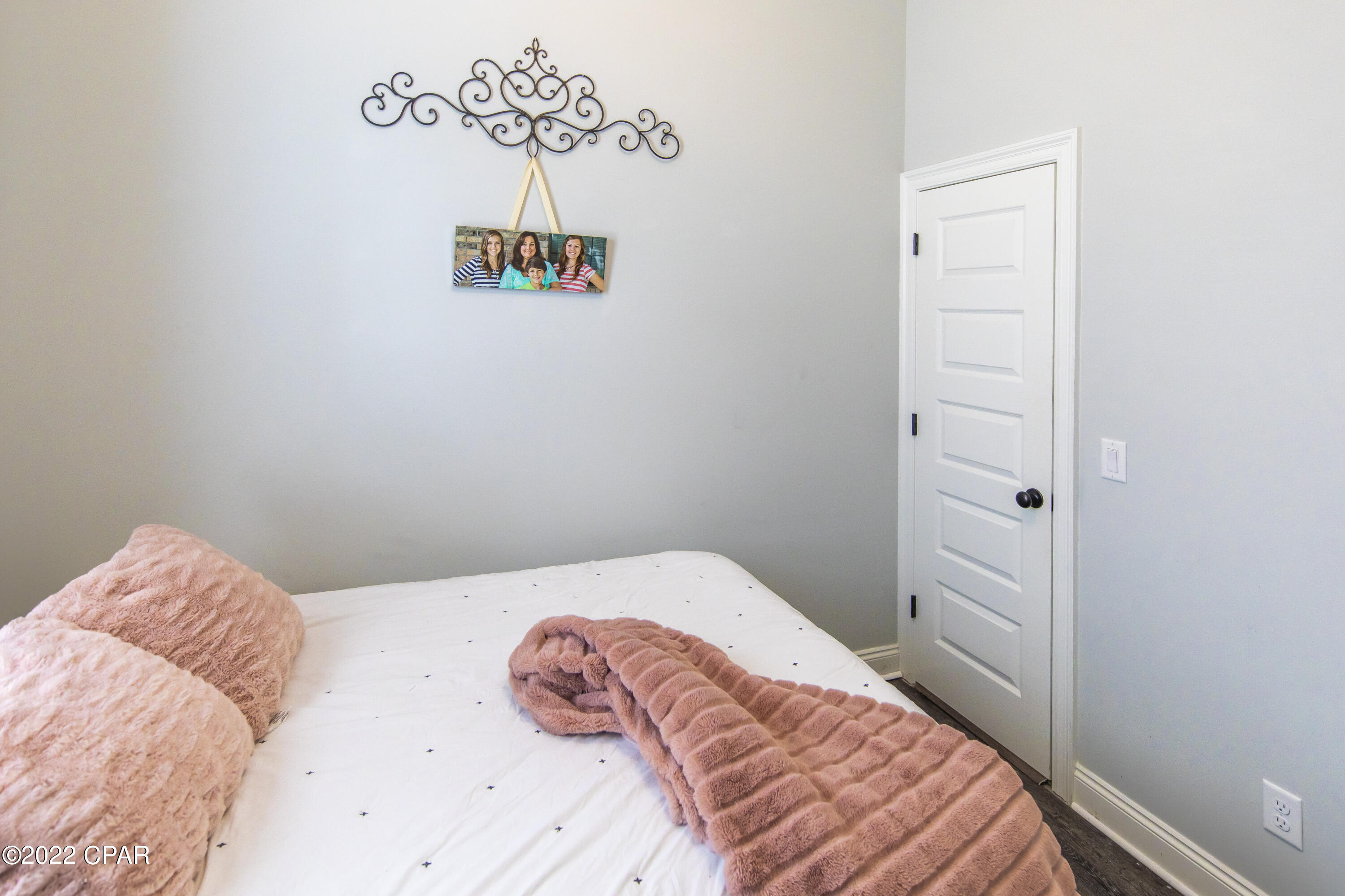 Hawks Landing - Residential