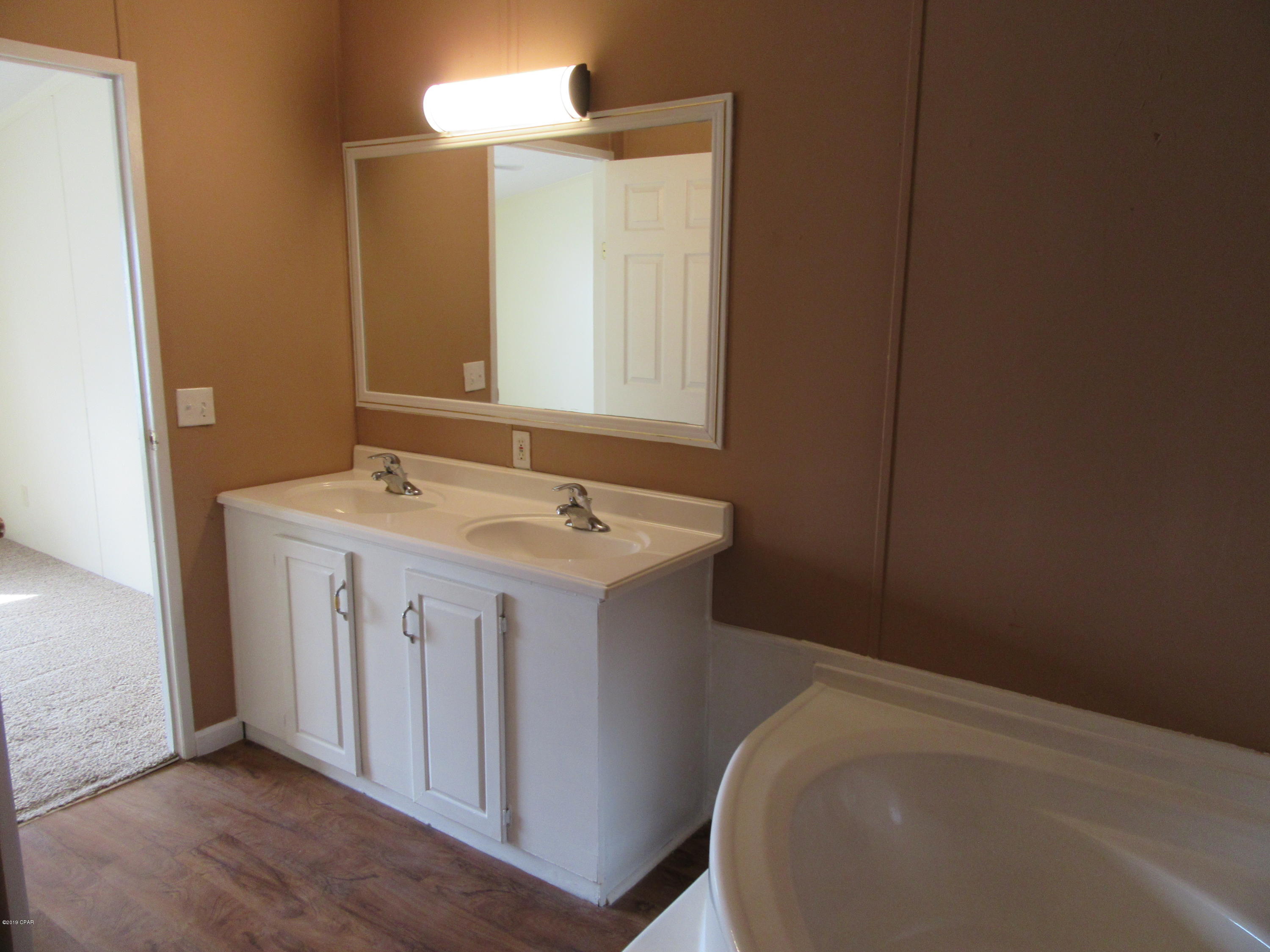 [No Recorded Subdiv] - Residential Lease